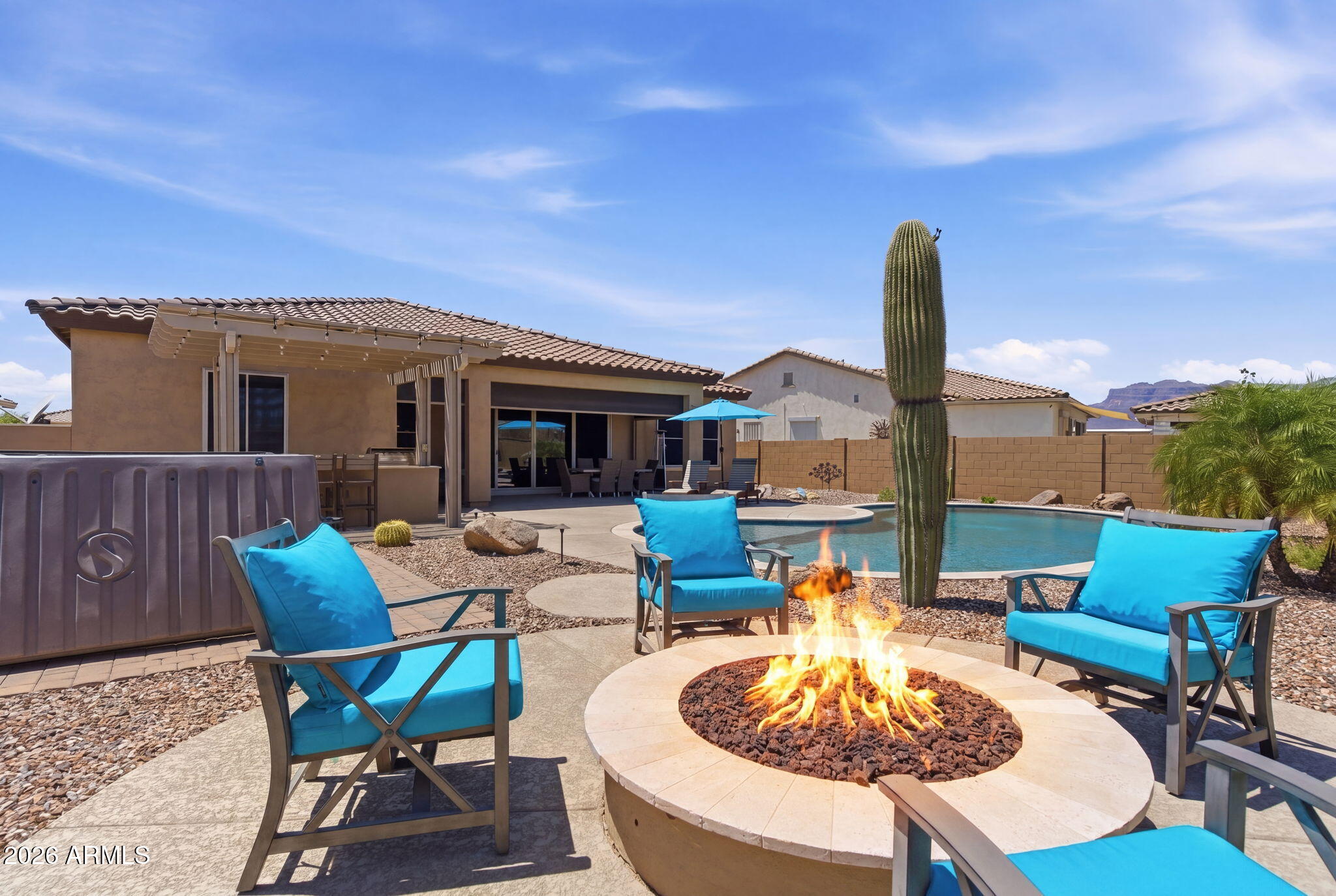 PERALTA CANYON - Residential