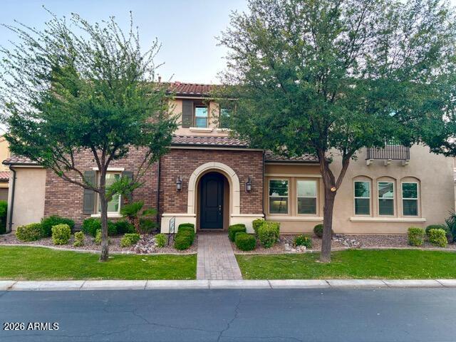 4110 S GREYTHORNE Way