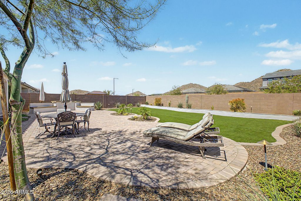 Photo of 7048 W Quail Track Drive, Peoria, AZ 85383 (MLS # 7015683)
