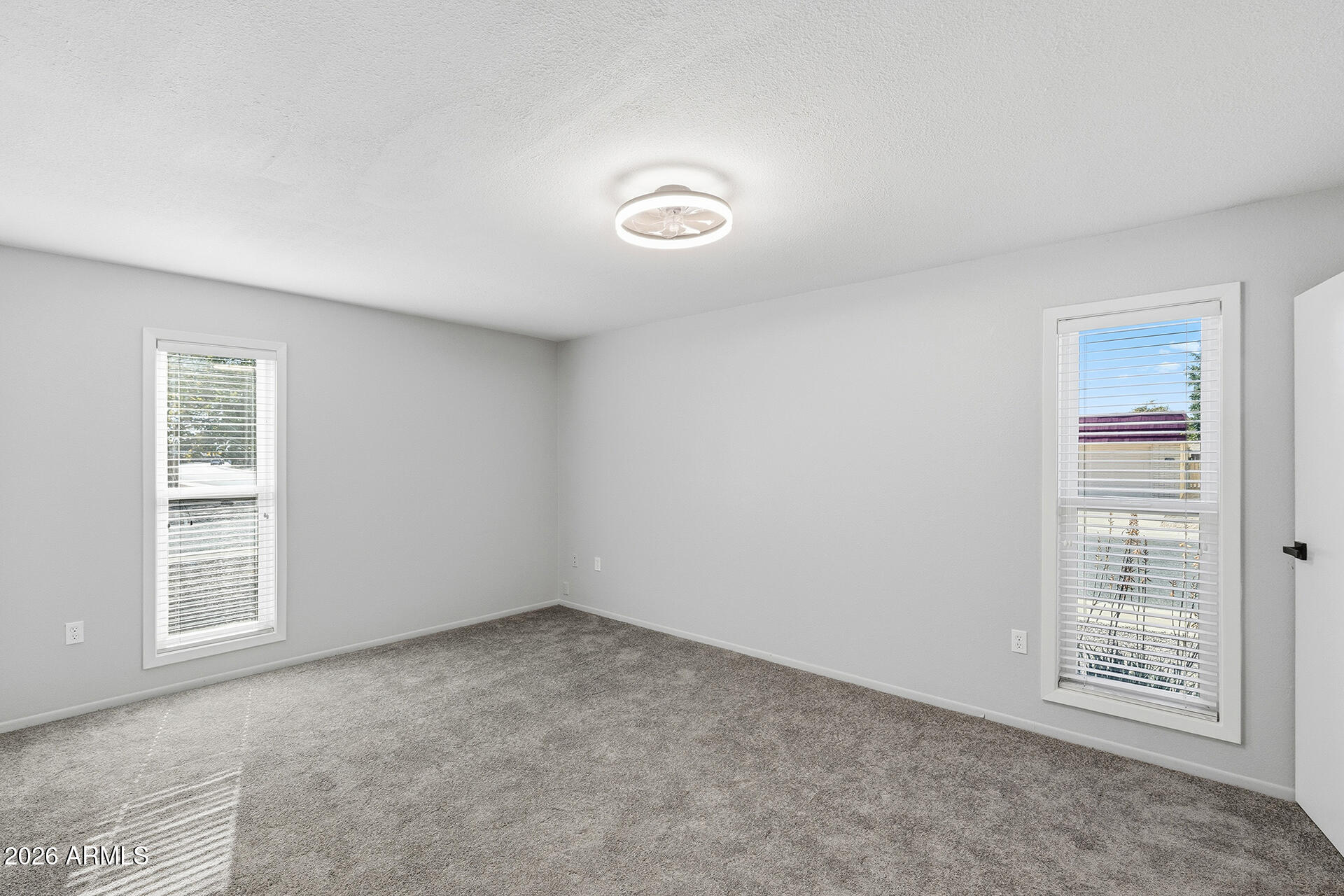 16817 N MEADOW PARK Drive