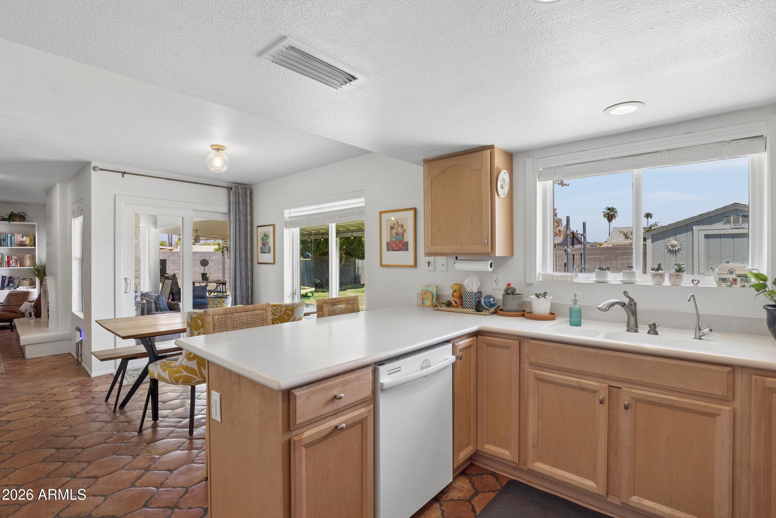 3508 E CAMPO BELLO Drive