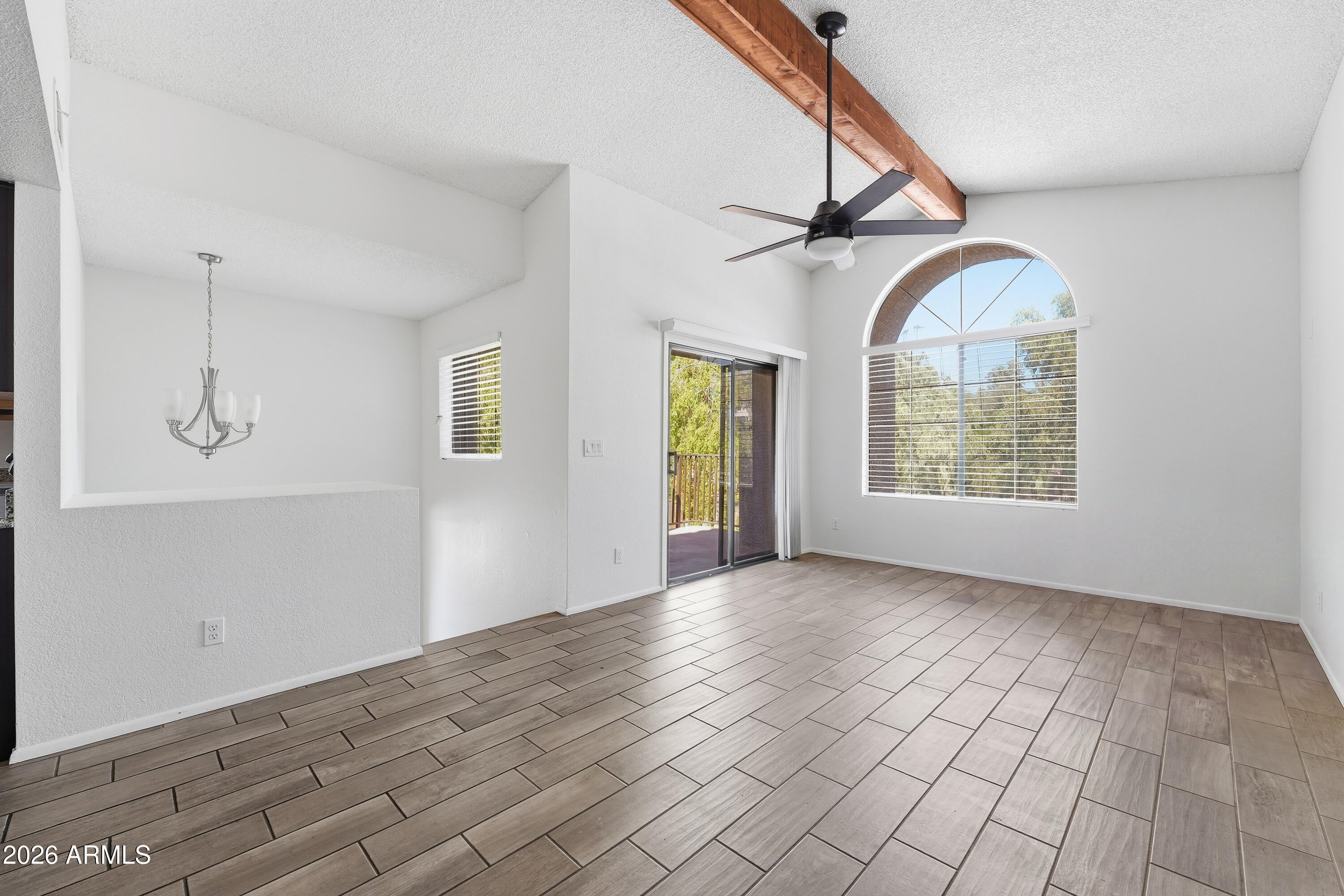 1905 E UNIVERSITY Drive 237