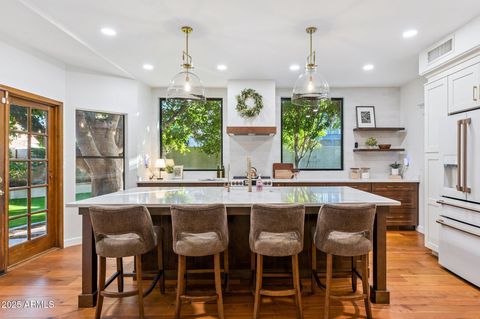 1983 E PALOMINO Drive Tempe AZ 85284