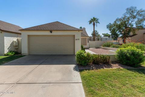 Photo of 5137 W Jupiter Way, Chandler, AZ 85226 (MLS # 6938644)