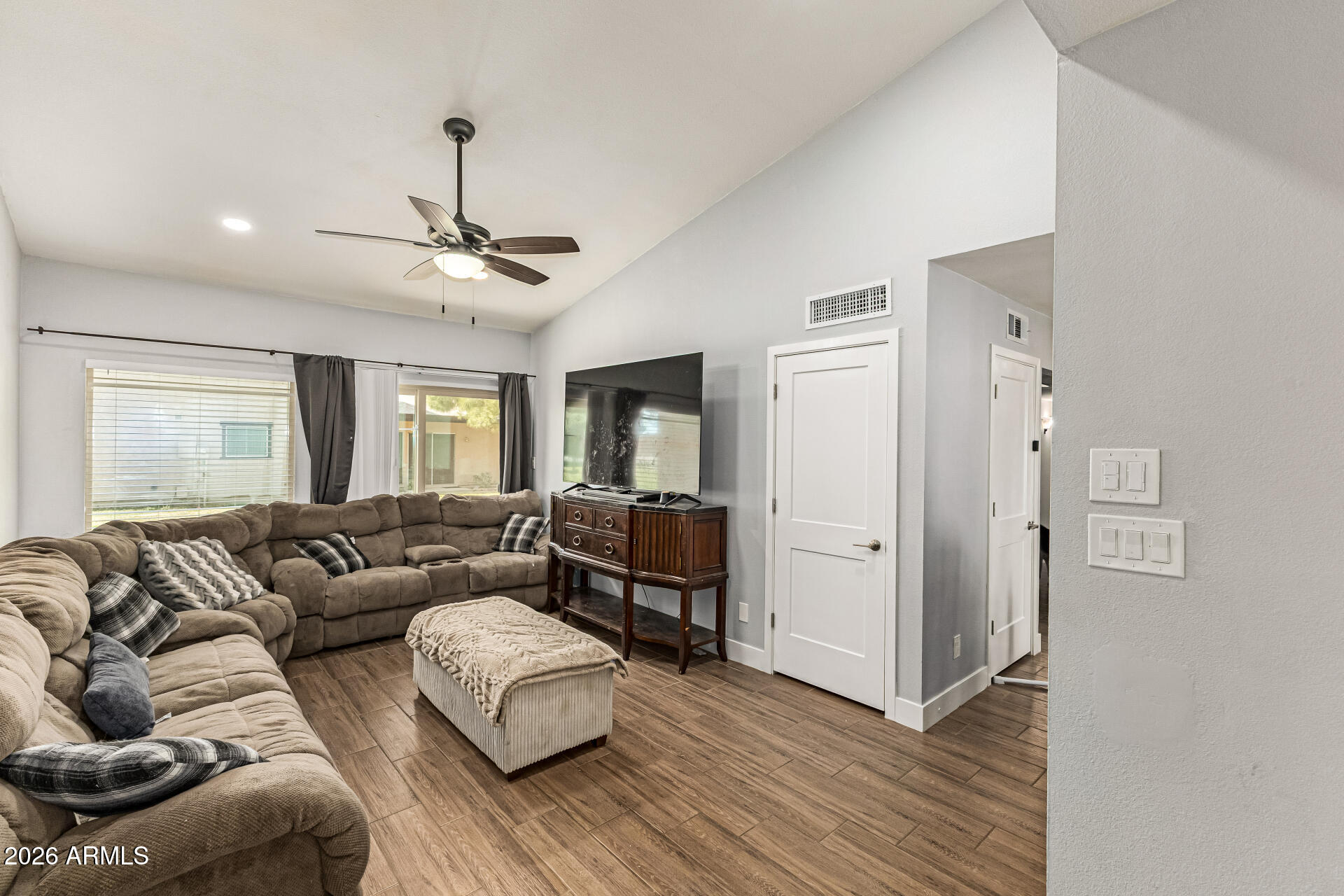 4535 W CONTINENTAL Drive