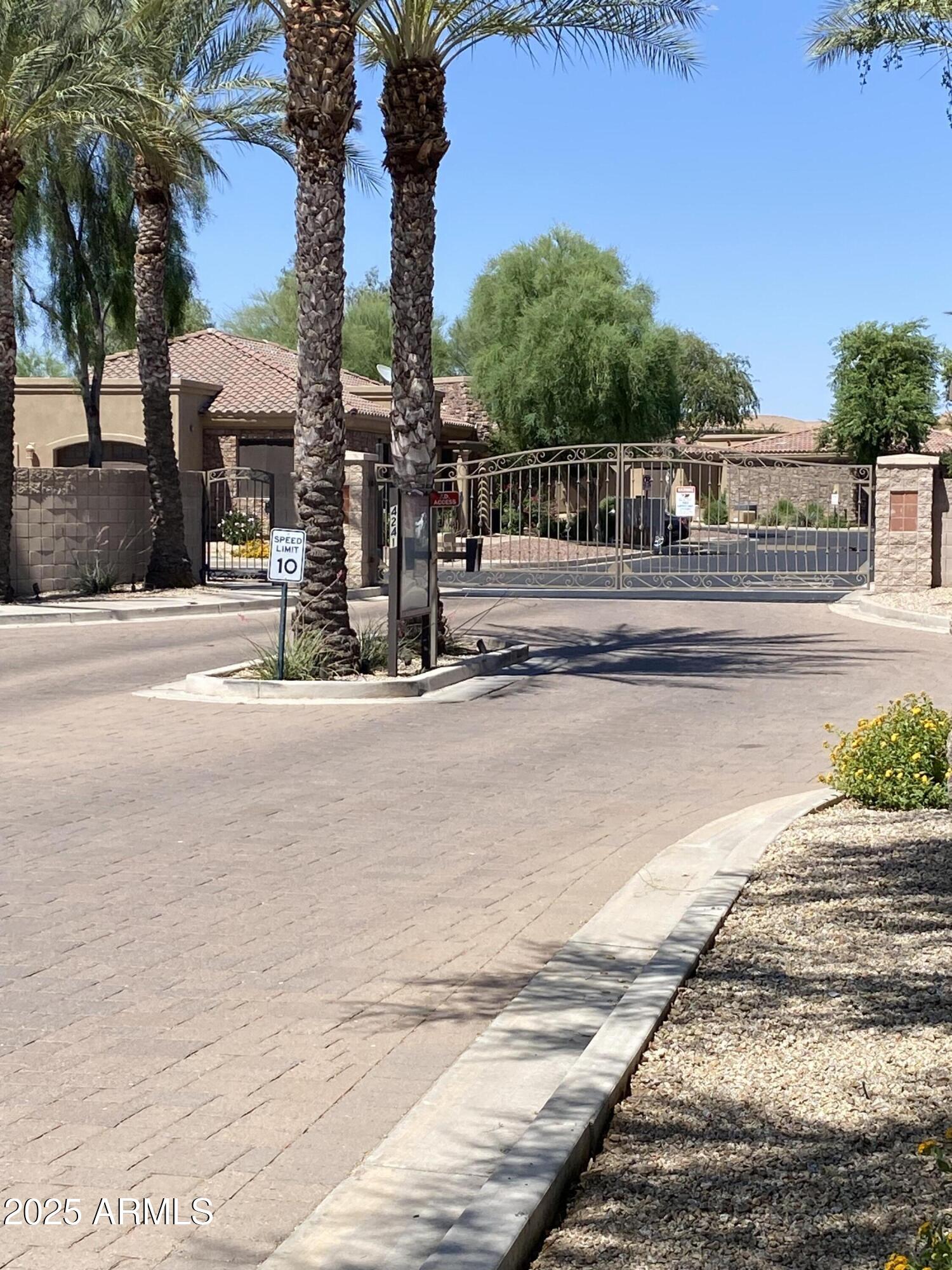 4241 N PEBBLECREEK Parkway 5