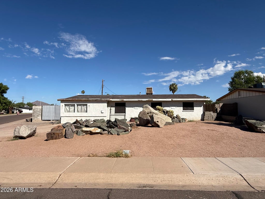 Photo of 7802 E Garfield Street, Scottsdale, AZ 85257 (MLS # 7093199)