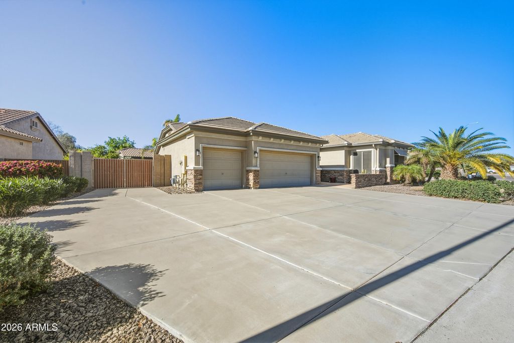 Photo of 6622 S Teresa Drive, Chandler, AZ 85249 (MLS # 6967472)