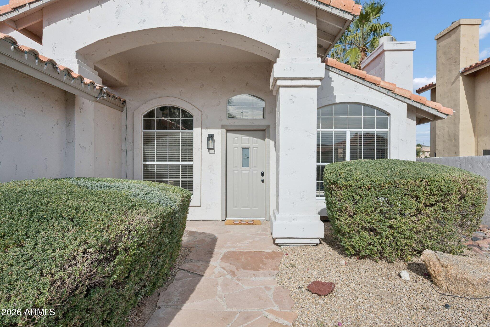 1516 E WINDSONG Drive