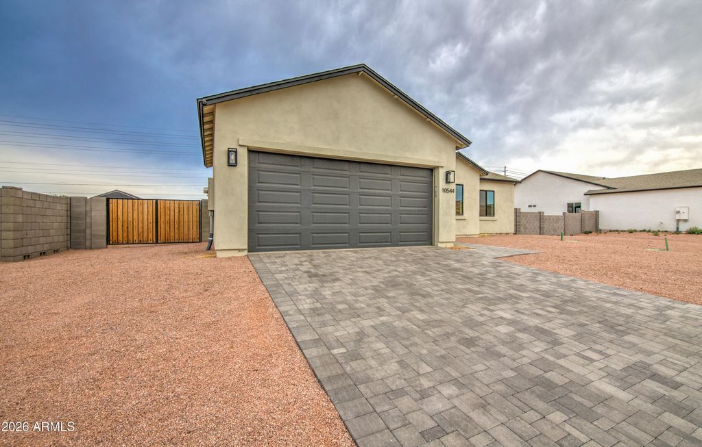 Photo of 10544 E Baltimore Street, Apache Junction, AZ 85120 (MLS # 7024217)