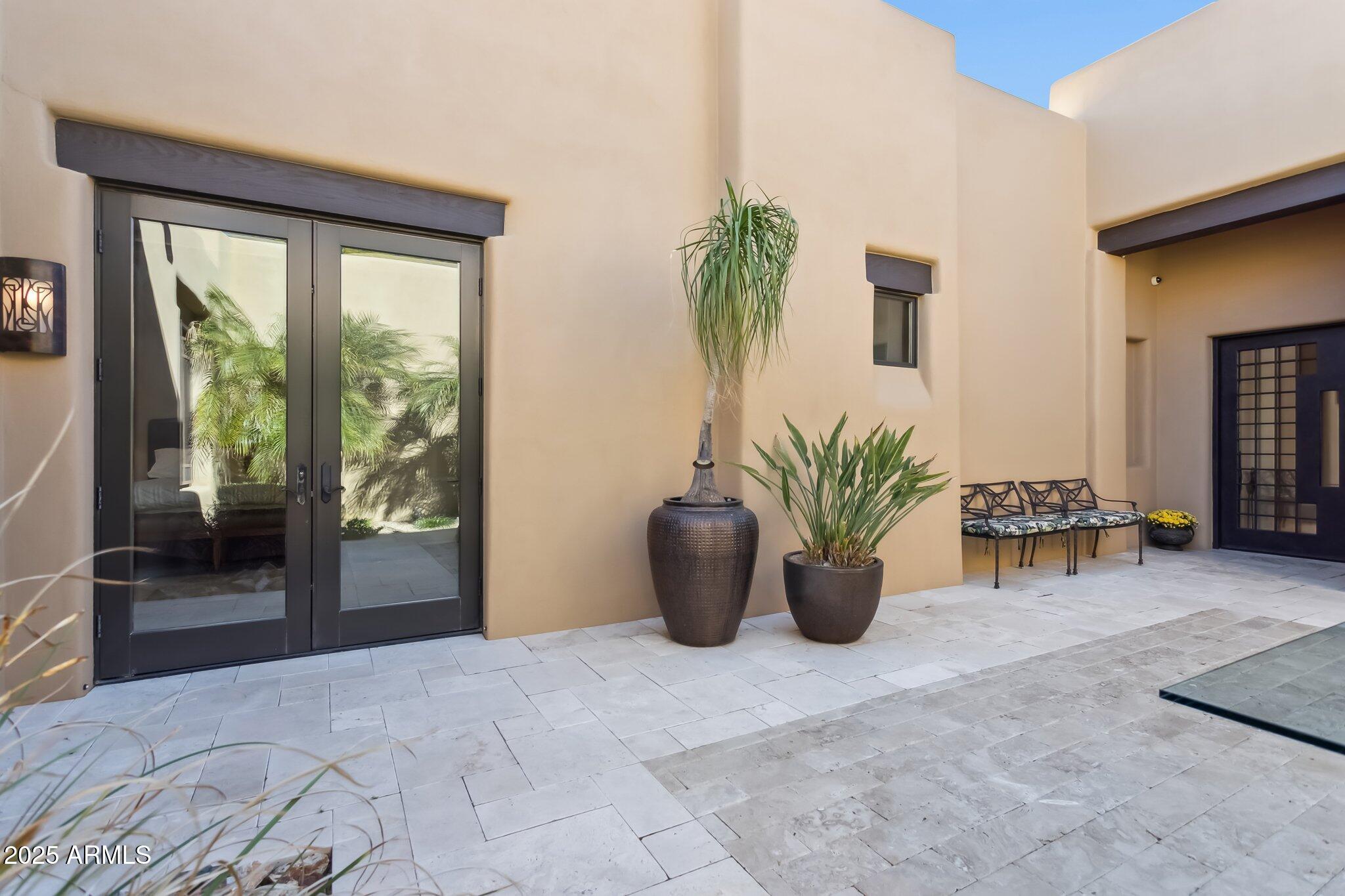 10585 E CRESCENT MOON Drive 33