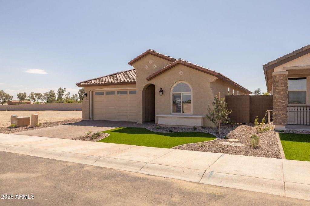 Photo of 18941 W Monterosa Street, Litchfield Park, AZ 85340 (MLS # 6884415)