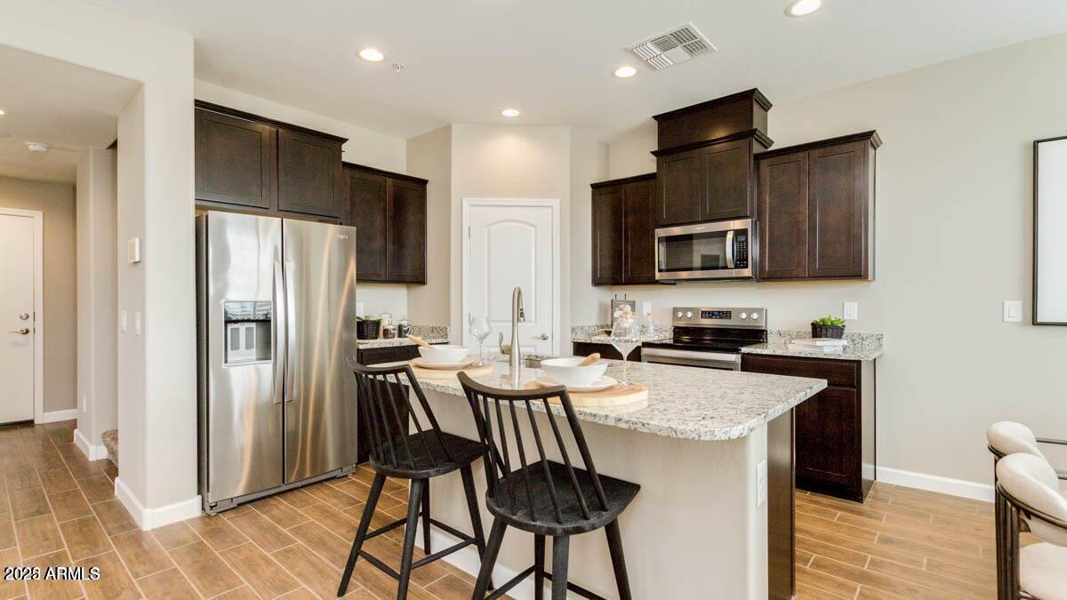 1255 N ARIZONA Avenue N 1314