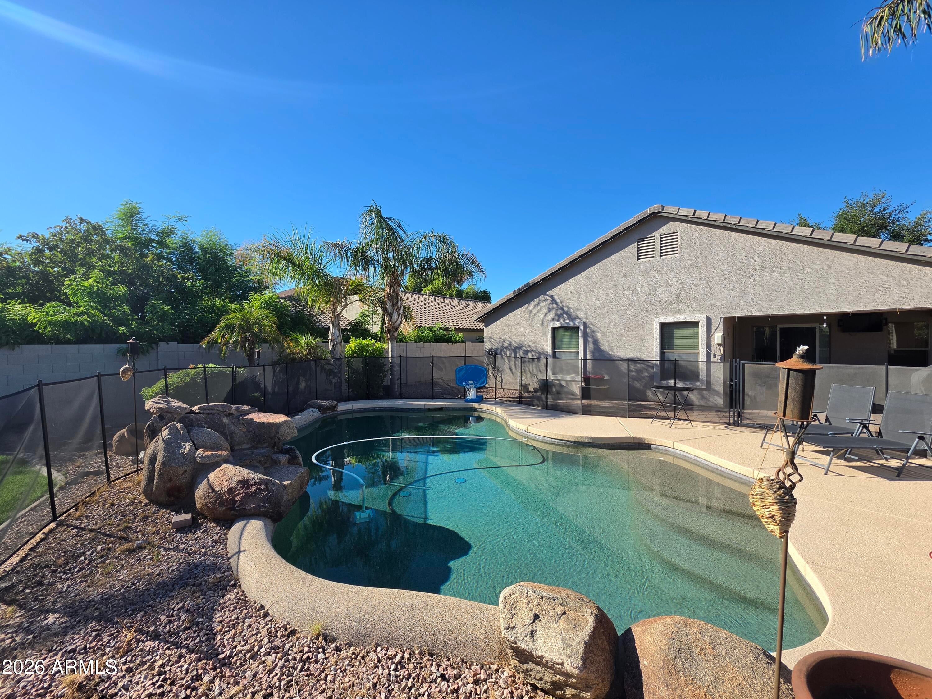 3467 E HOPKINS Road