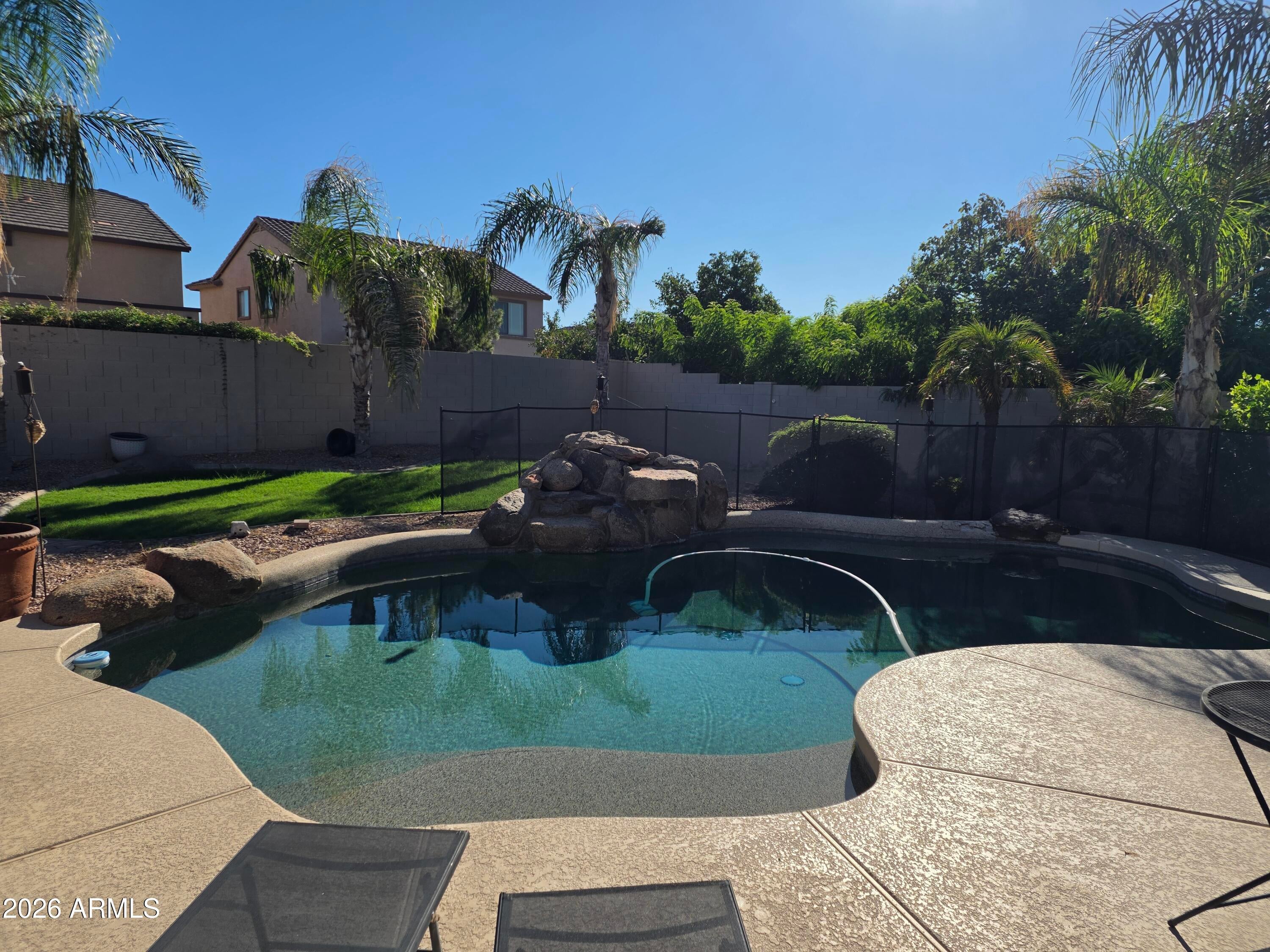 3467 E HOPKINS Road