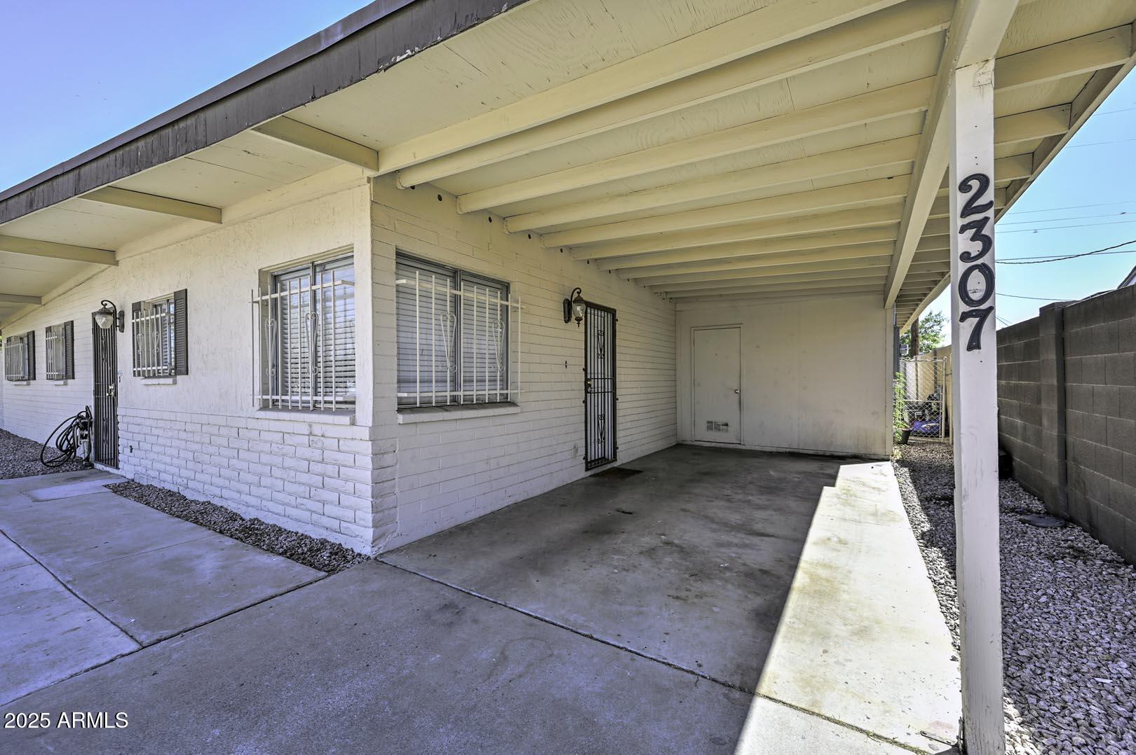2307 E CHIPMAN Road
