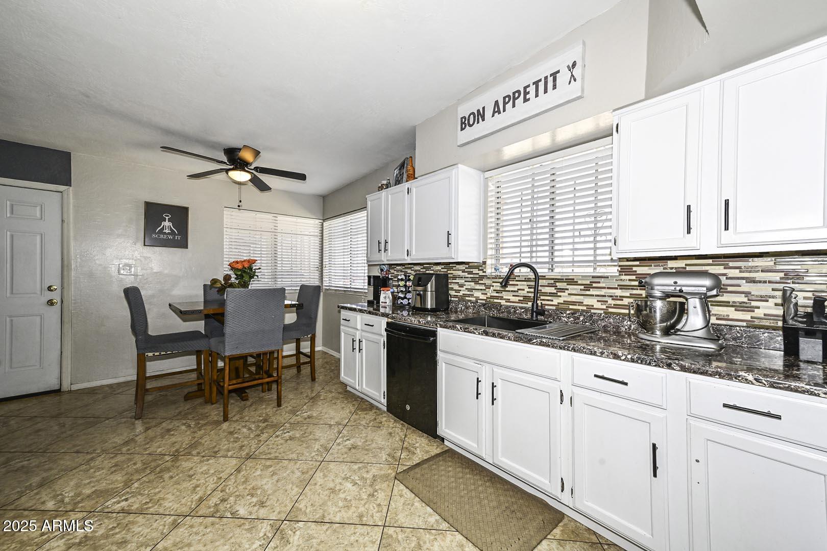 2307 E CHIPMAN Road