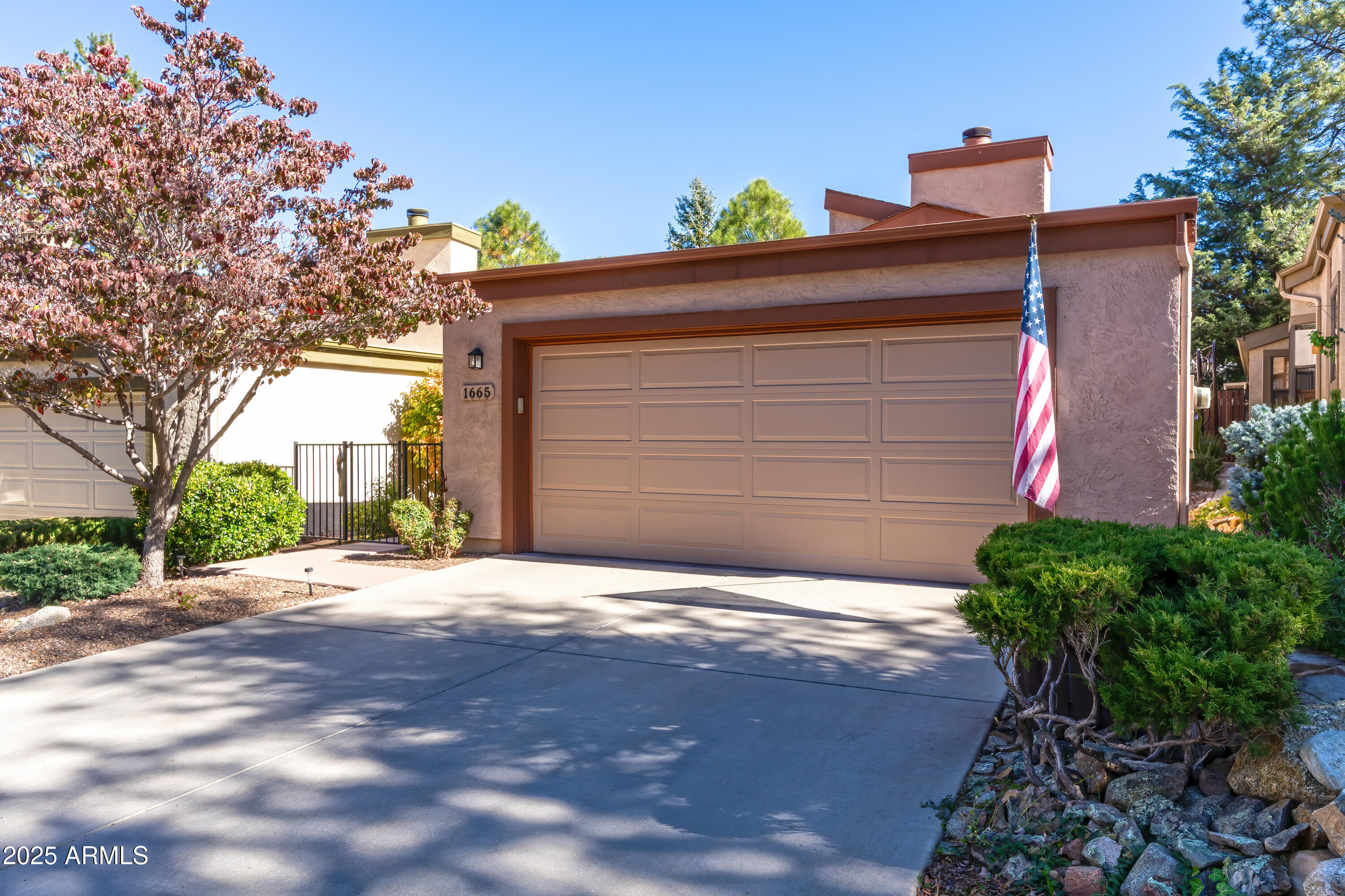 1665 Quail Run