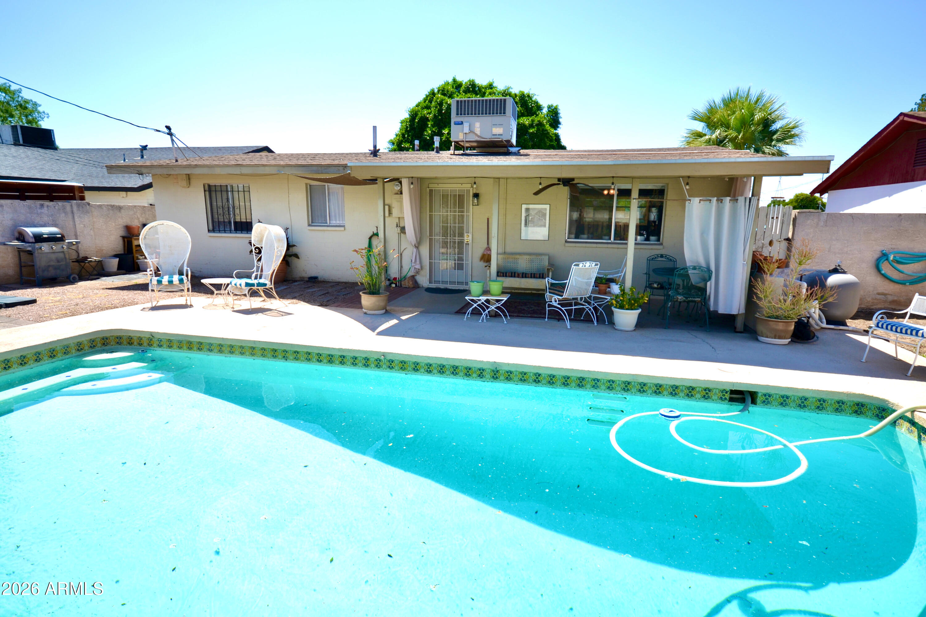 COX MEADOWS - Residential