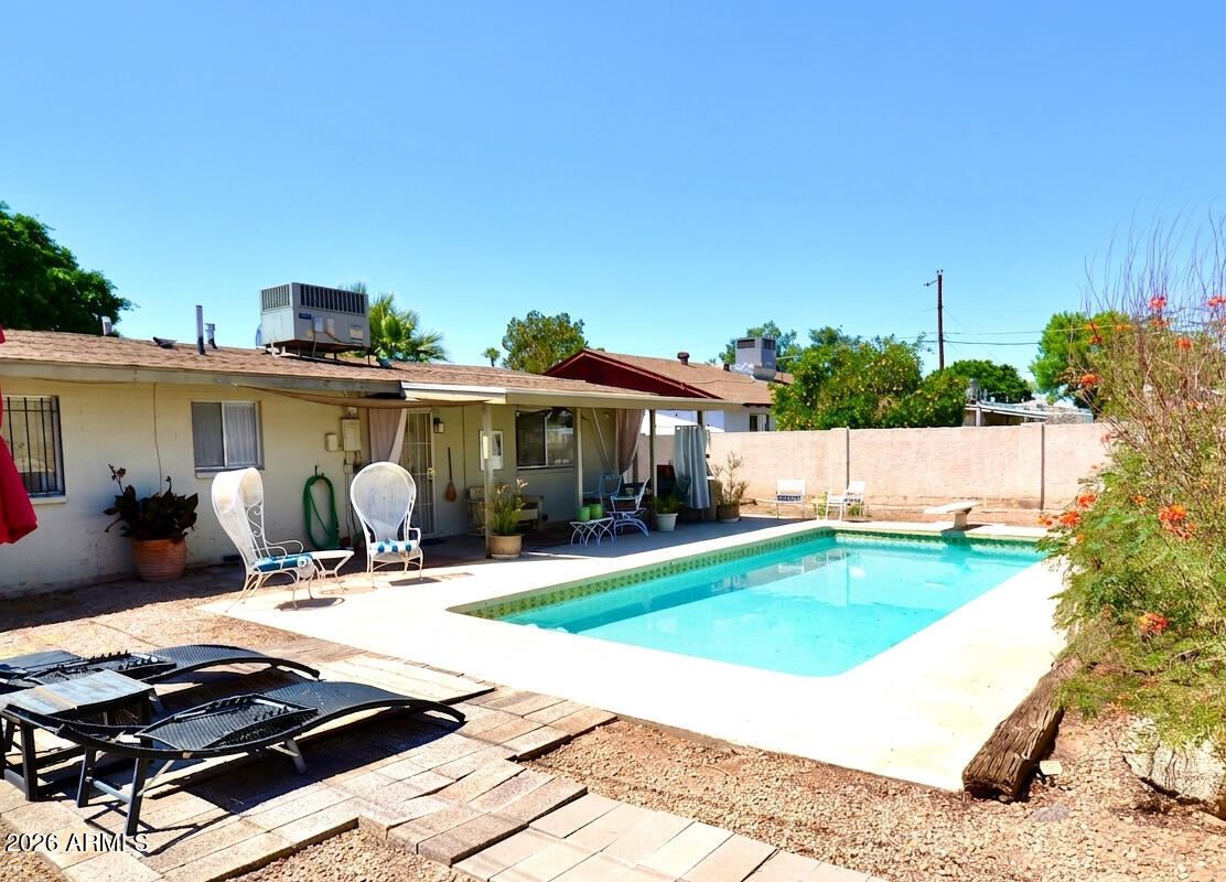 COX MEADOWS - Residential