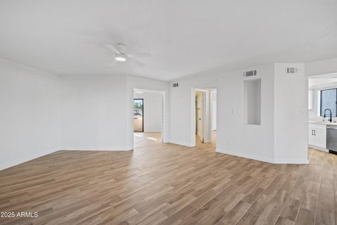 9151 W GREENWAY Road 106 Peoria AZ 85381