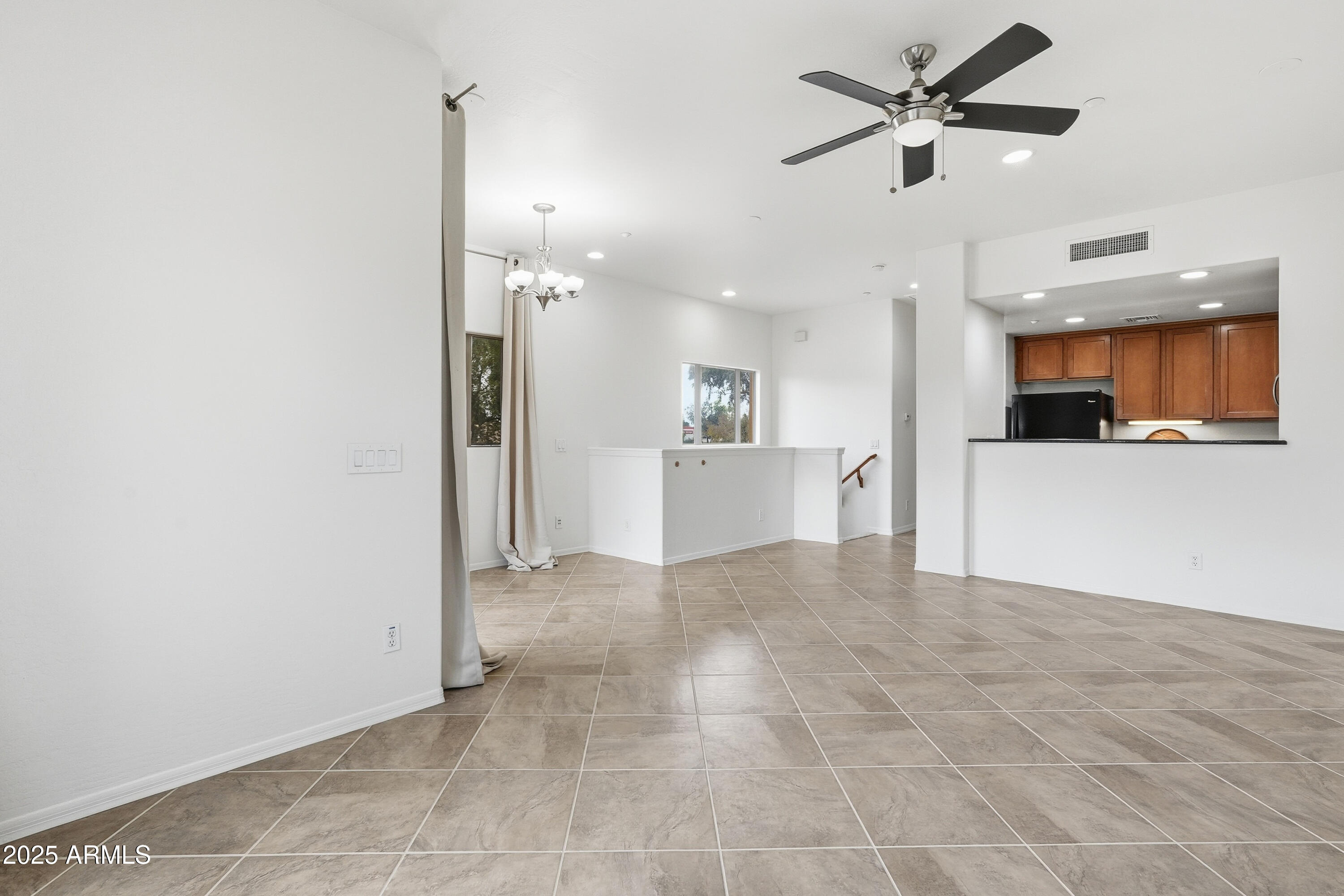 6940 E COCHISE Road 1001