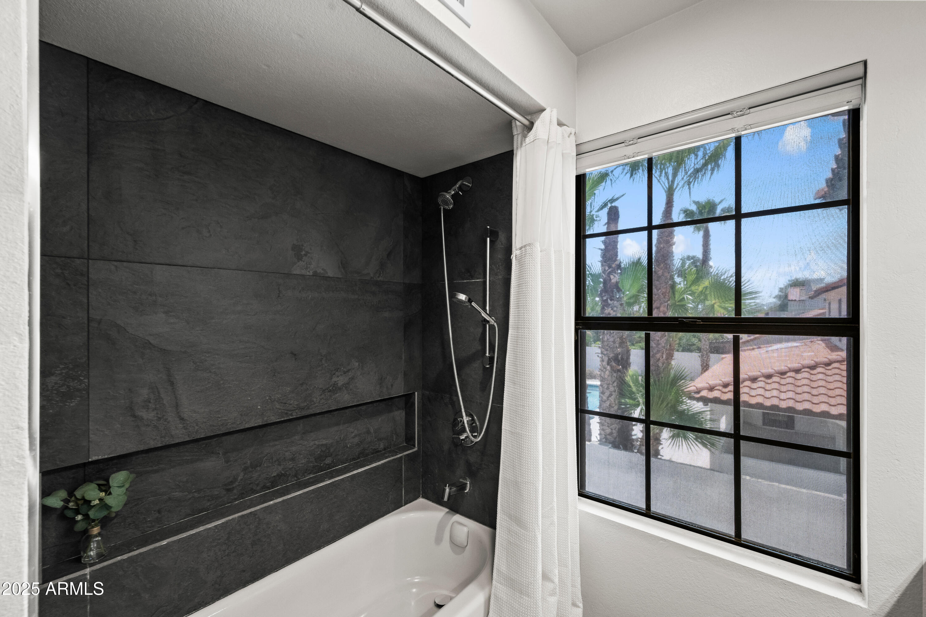 Scottsdale, Arizona 85254, United States, 4 Bedrooms Bedrooms, ,3 BathroomsBathrooms,Residential,Active,195820