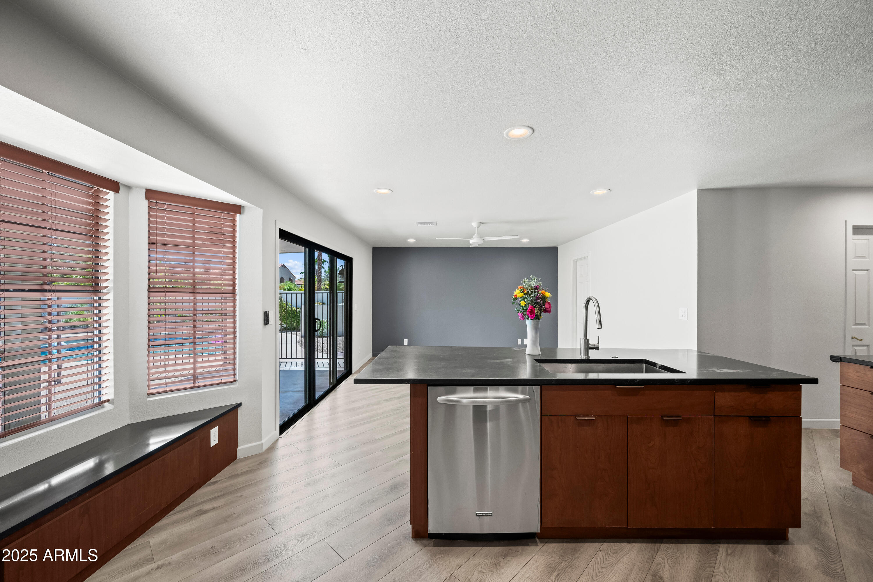 Scottsdale, Arizona 85254, United States, 4 Bedrooms Bedrooms, ,3 BathroomsBathrooms,Residential,Active,195820