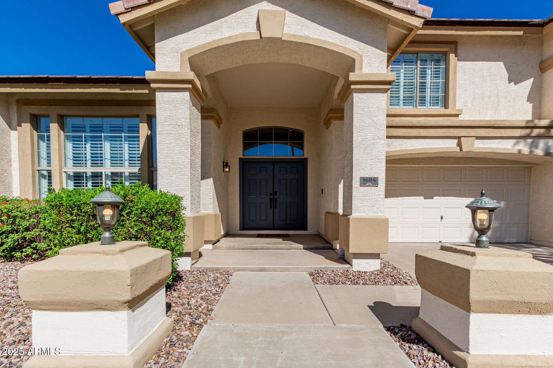 1684 E COCONINO Drive