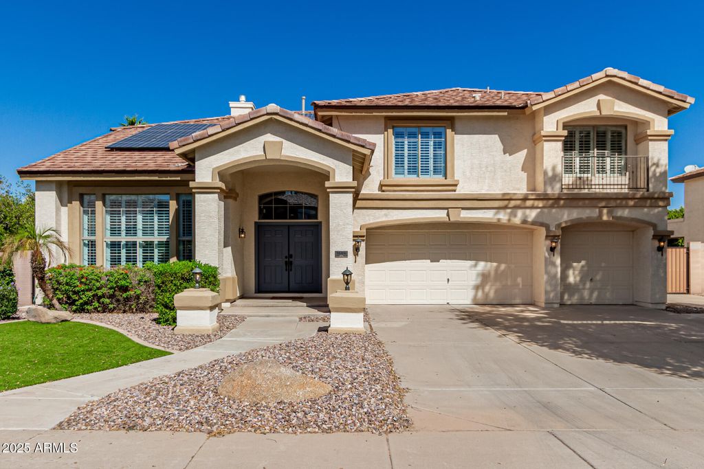 Photo of 1684 E Coconino Drive, Chandler, AZ 85249 (MLS # 6931534)