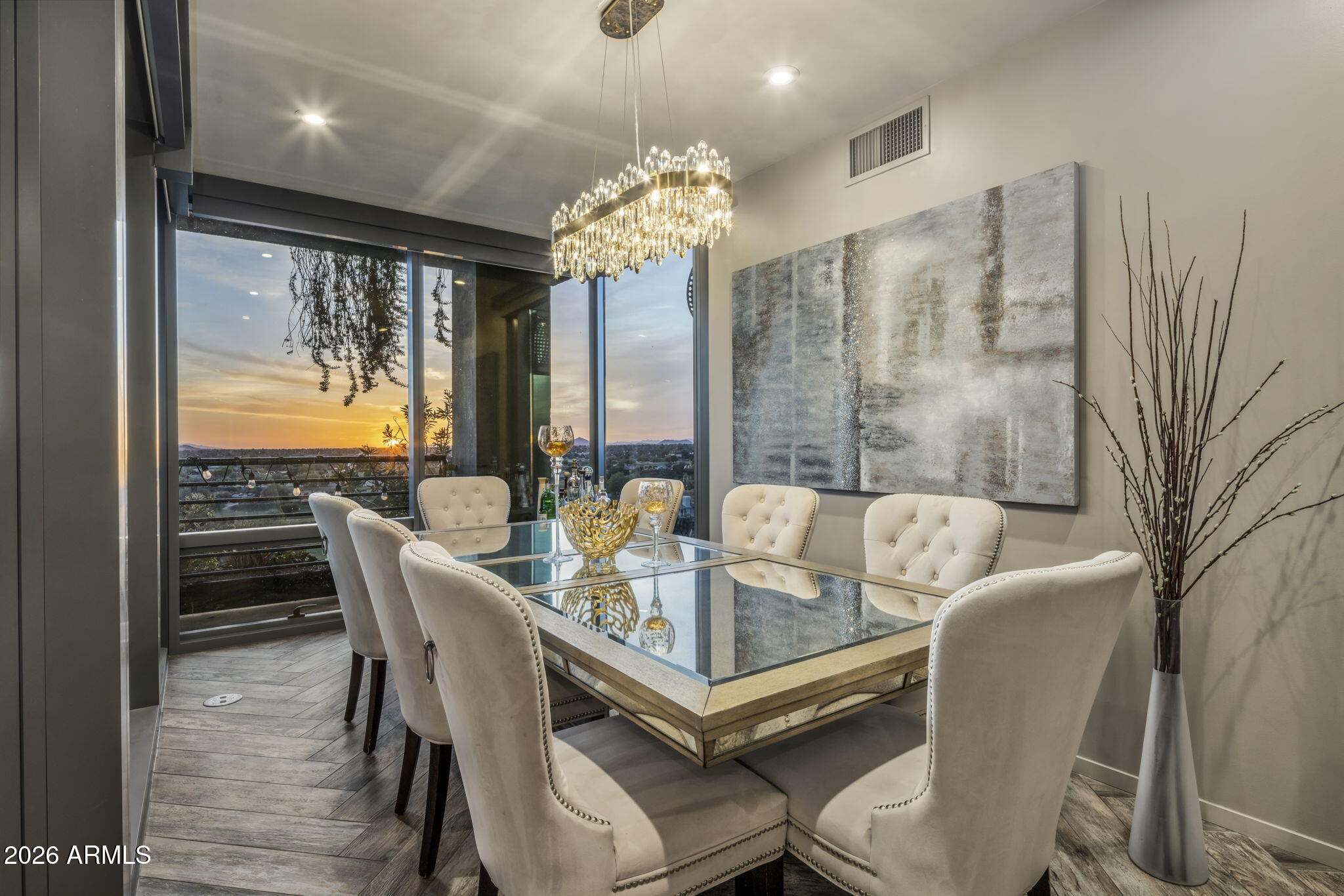 7120 E Kierland Boulevard 915