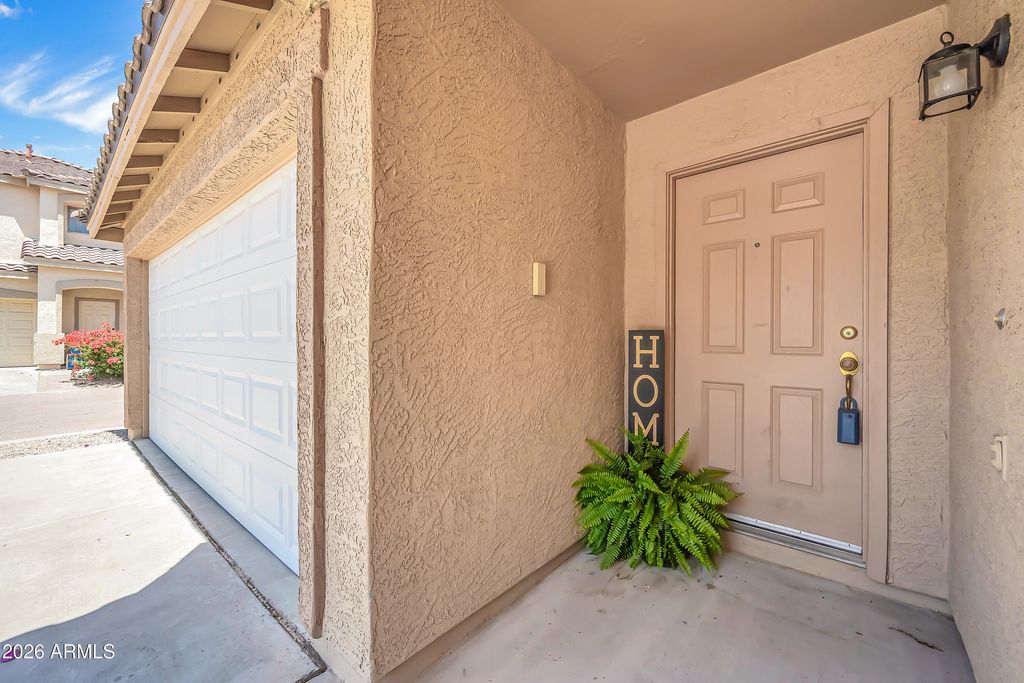 Photo of 2430 E Peach Tree Drive, Chandler, AZ 85249 (MLS # 7012934)
