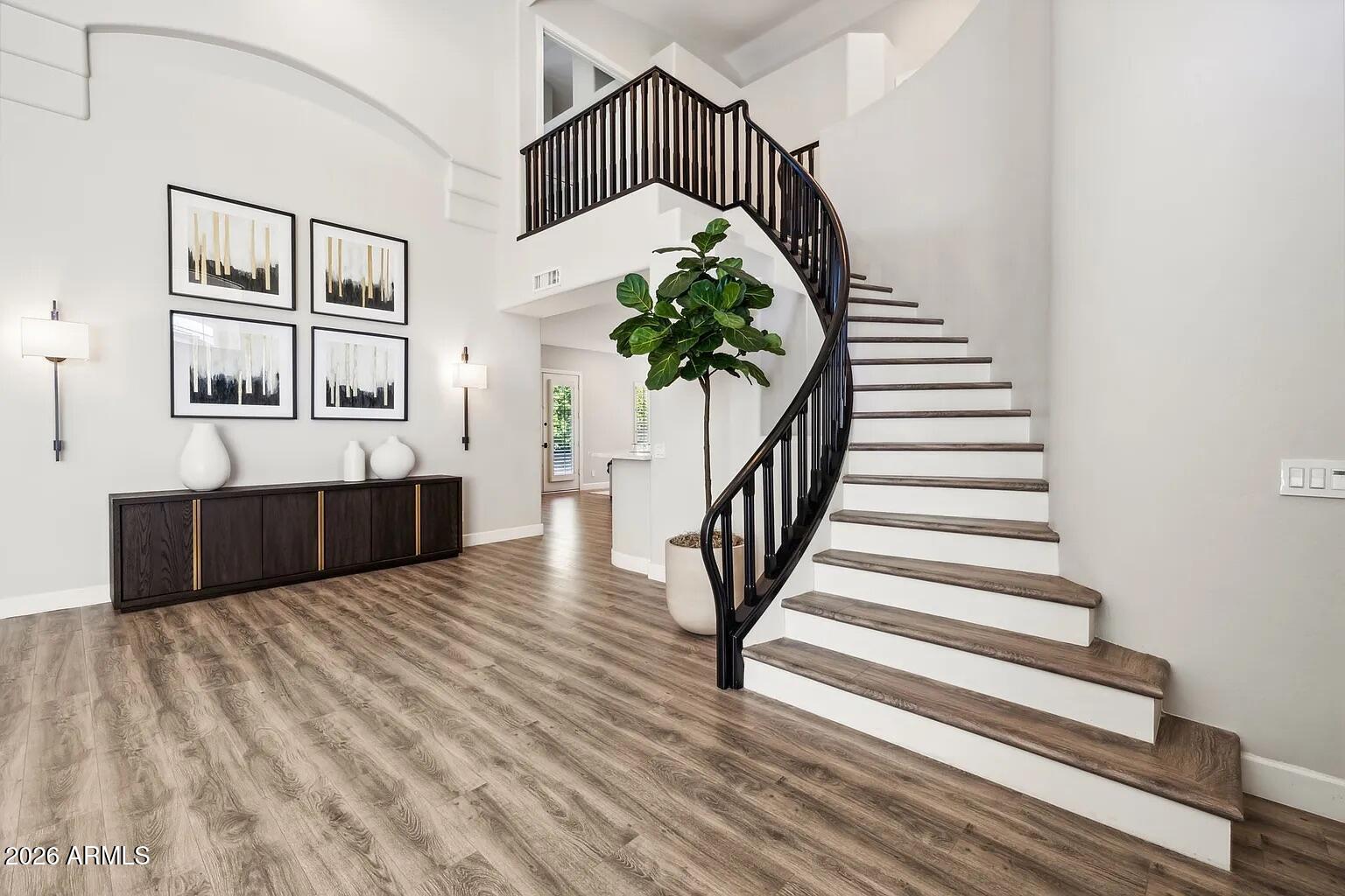 6414 E MONTE CRISTO Avenue