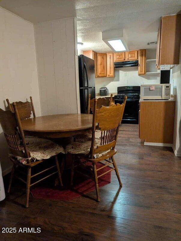 3411 S CAMINO SECO -- 466