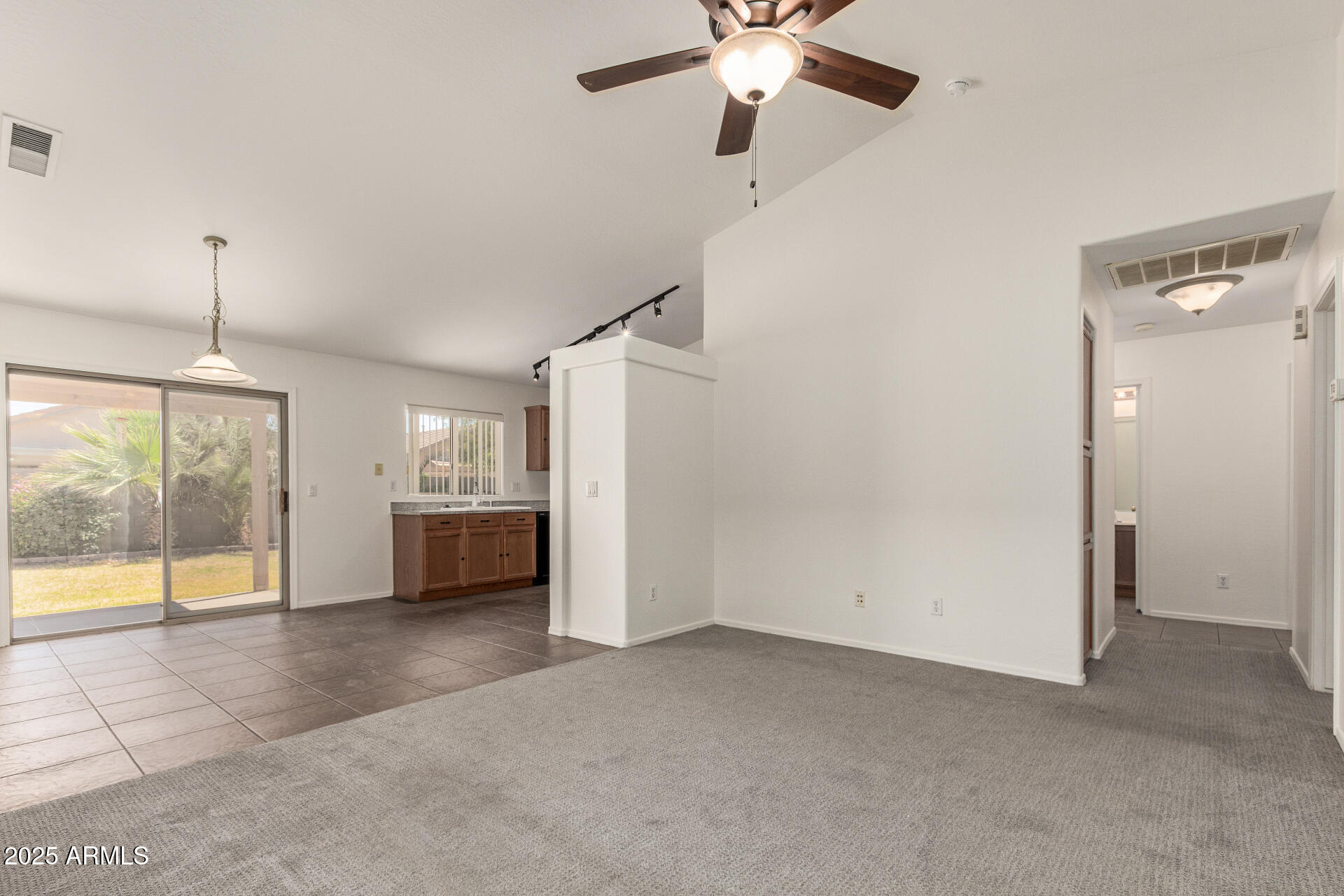 5401 W JESSICA Lane