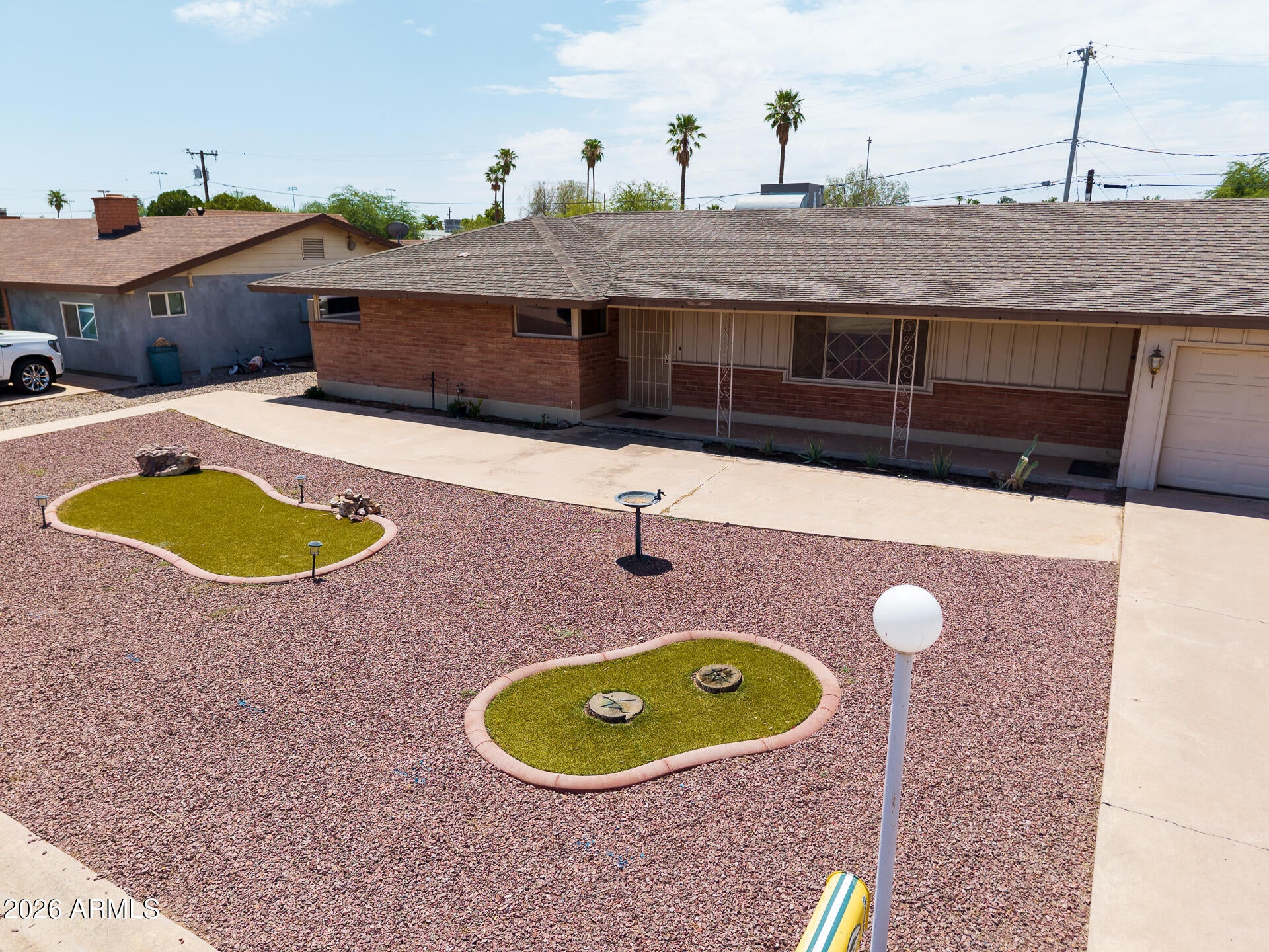 303 E MARKLEY Drive