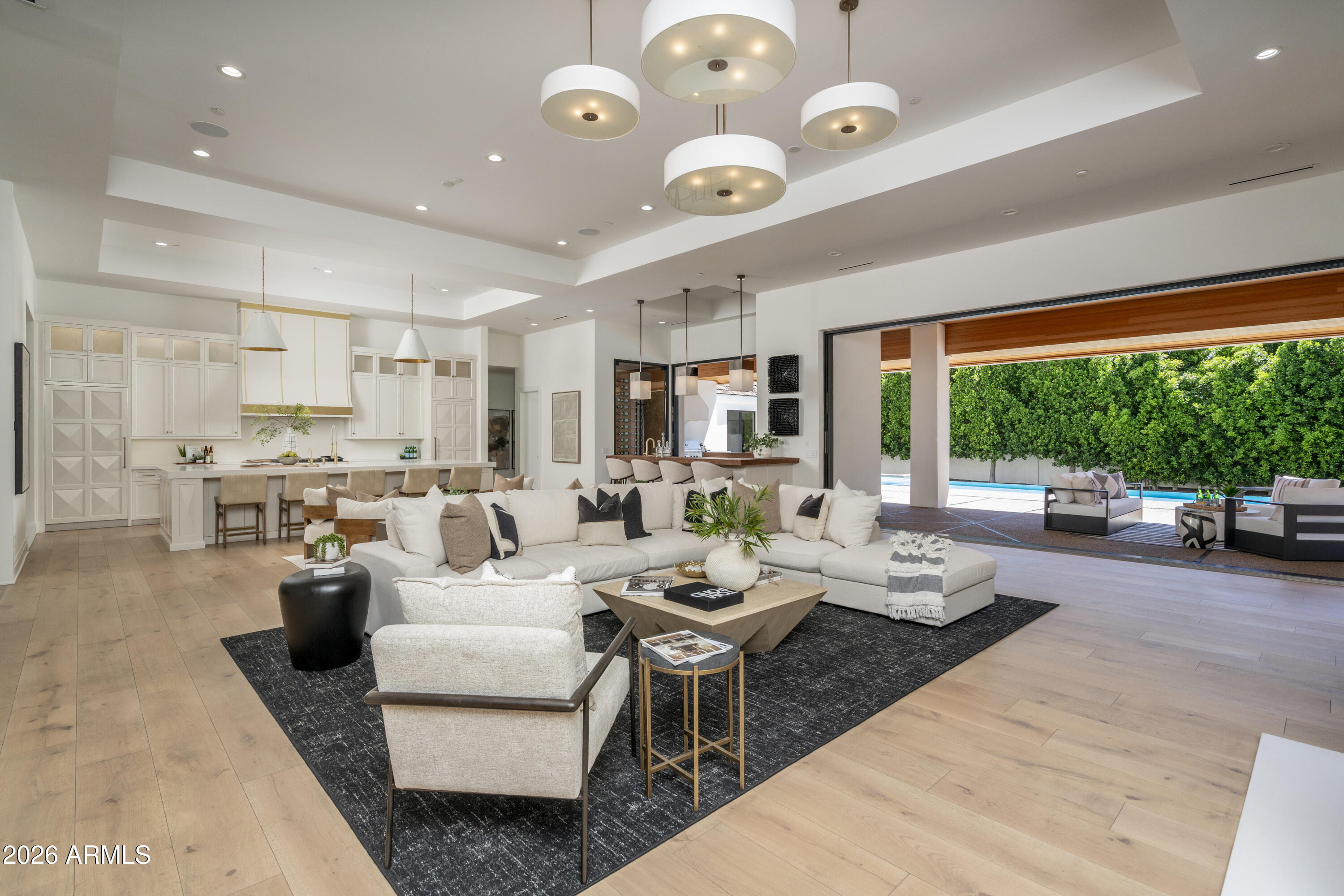 LAFAYETTE VILLA - Residential