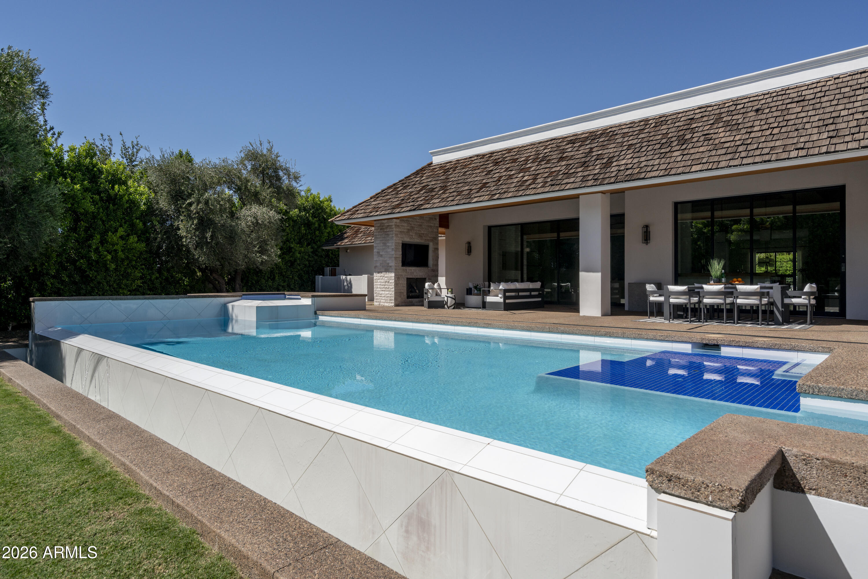 LAFAYETTE VILLA - Residential
