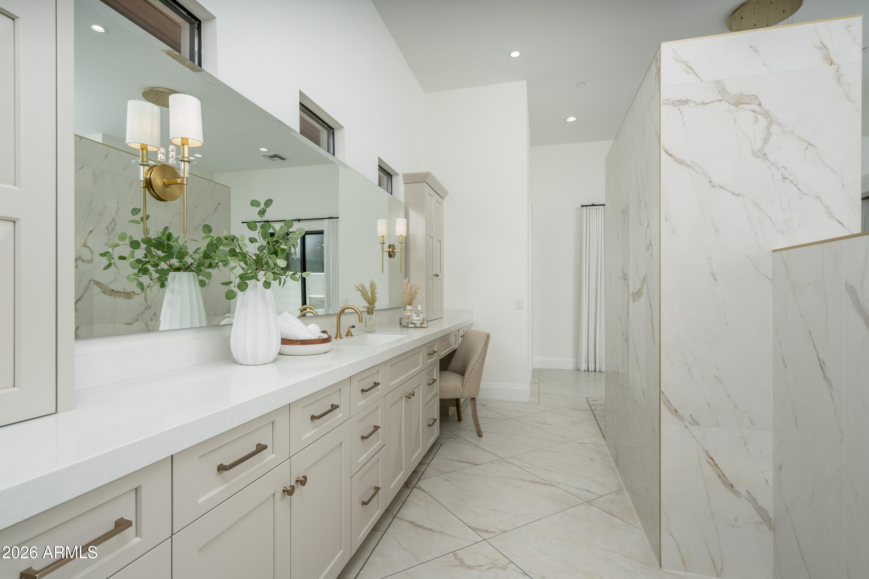 LAFAYETTE VILLA - Residential