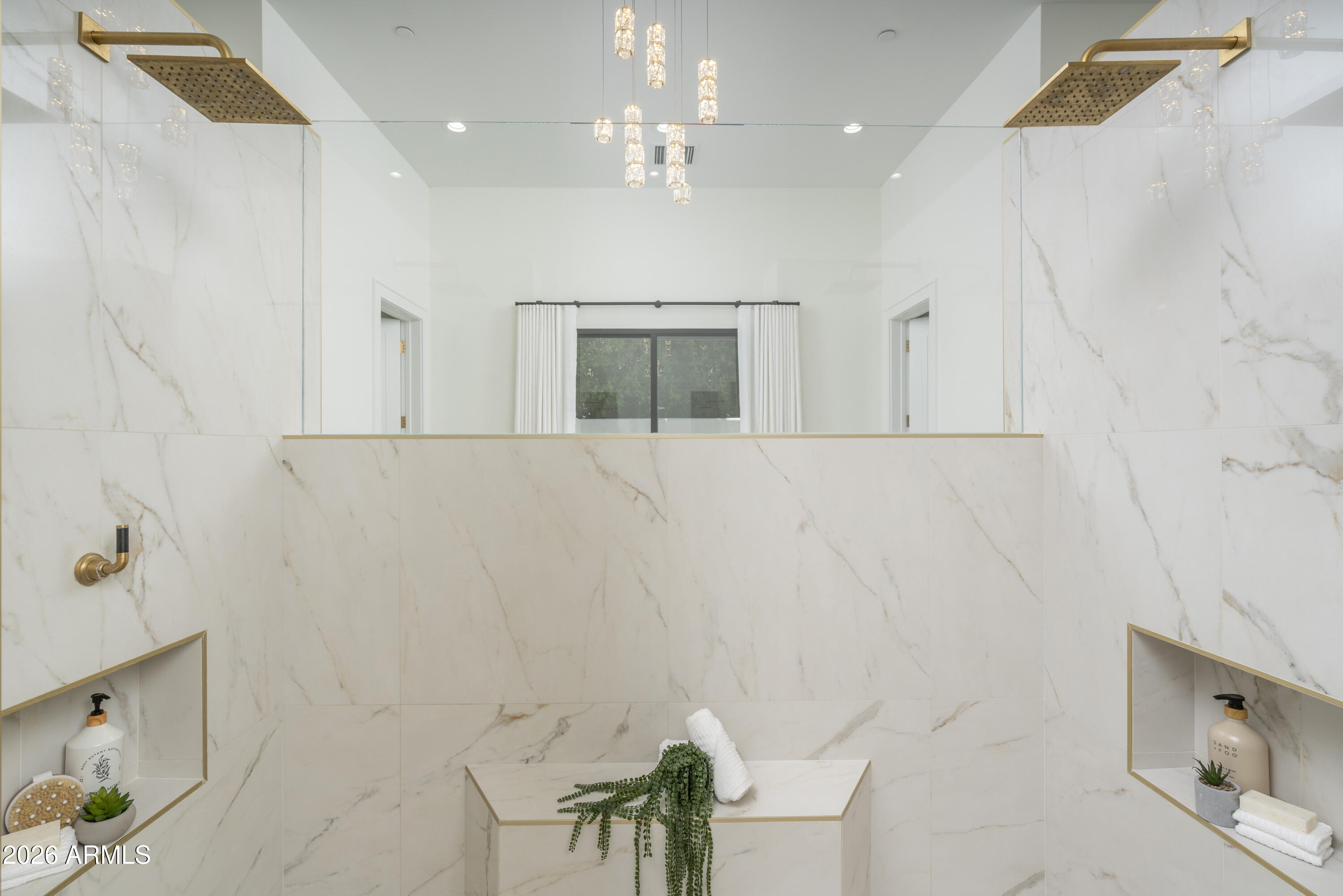 LAFAYETTE VILLA - Residential