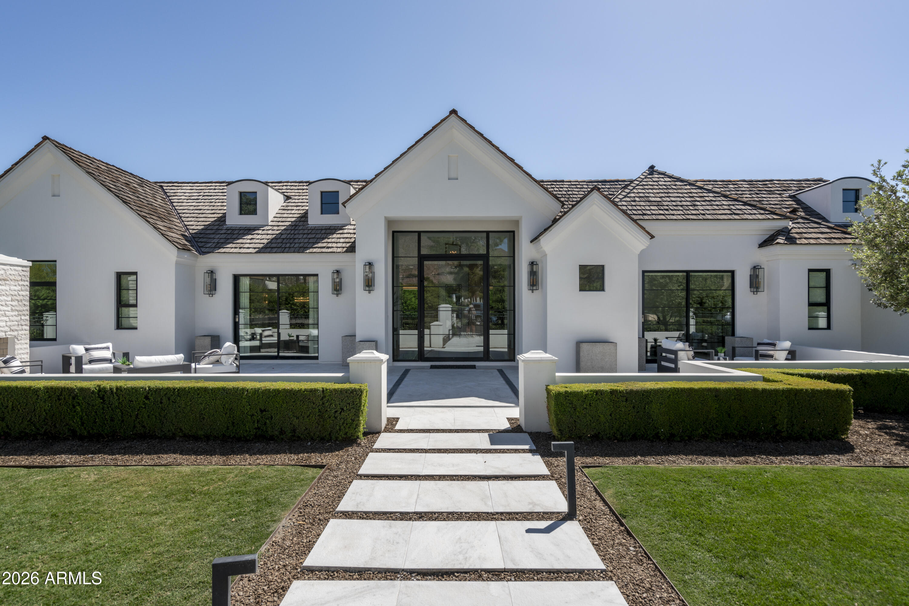 LAFAYETTE VILLA - Residential