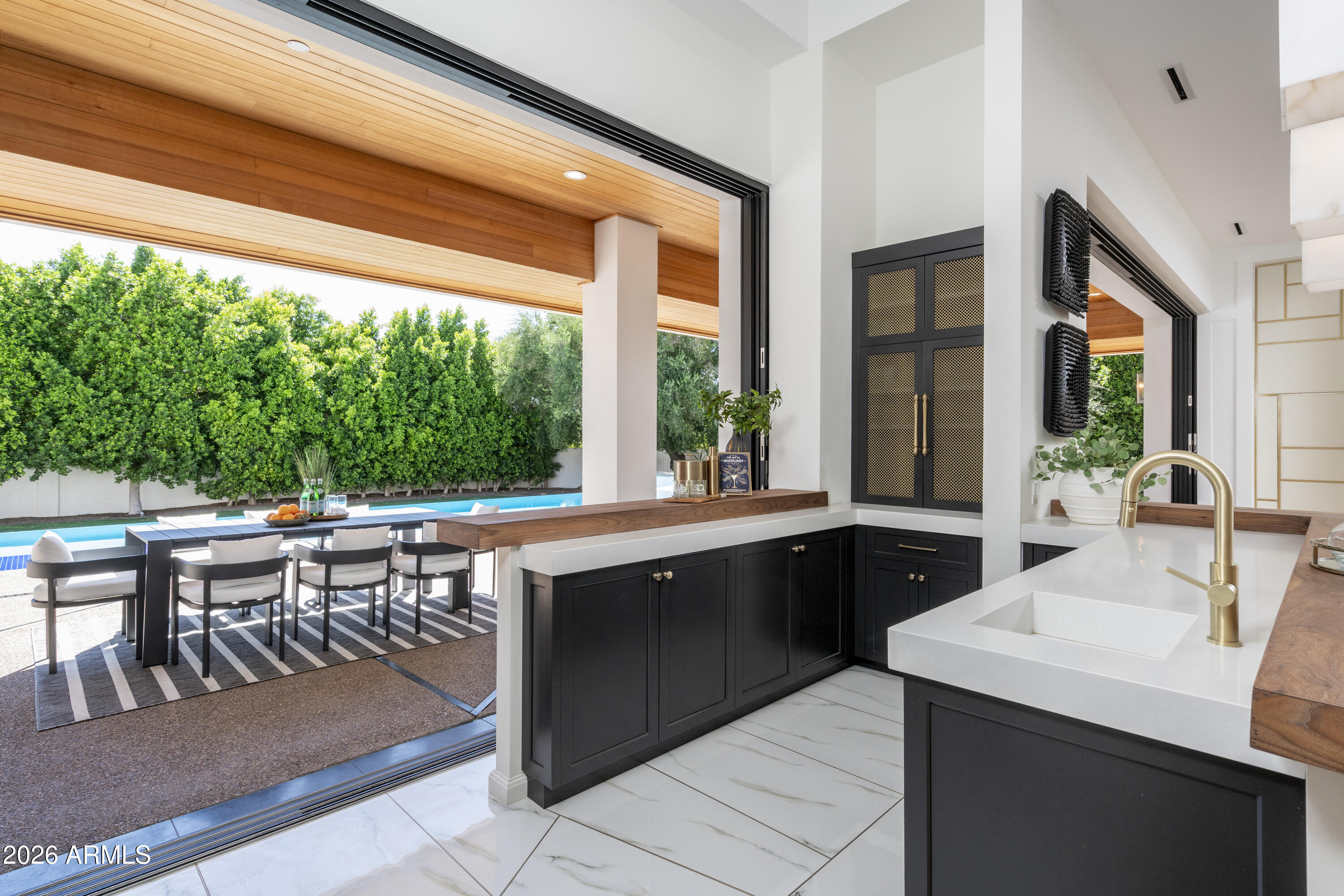 LAFAYETTE VILLA - Residential