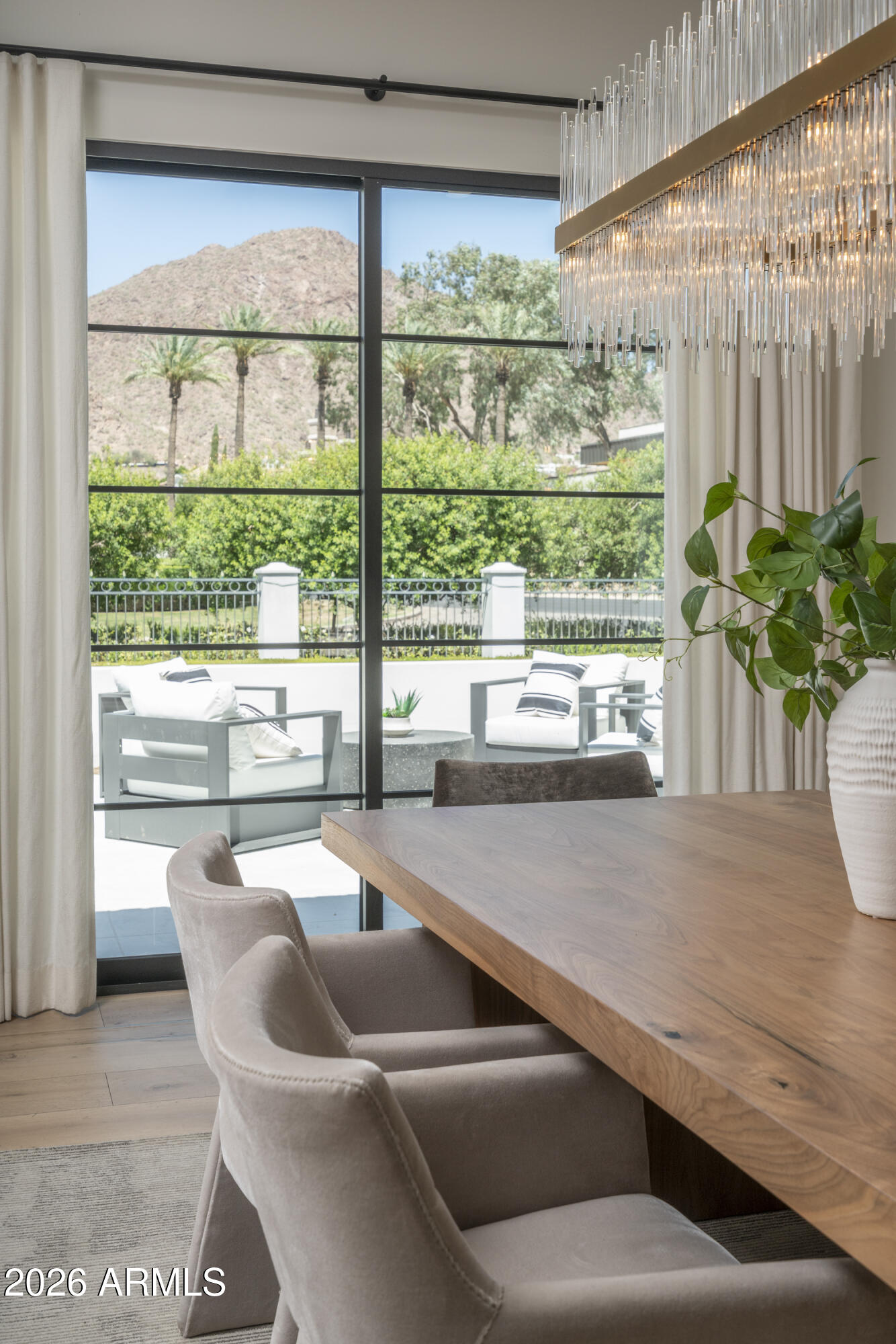 LAFAYETTE VILLA - Residential