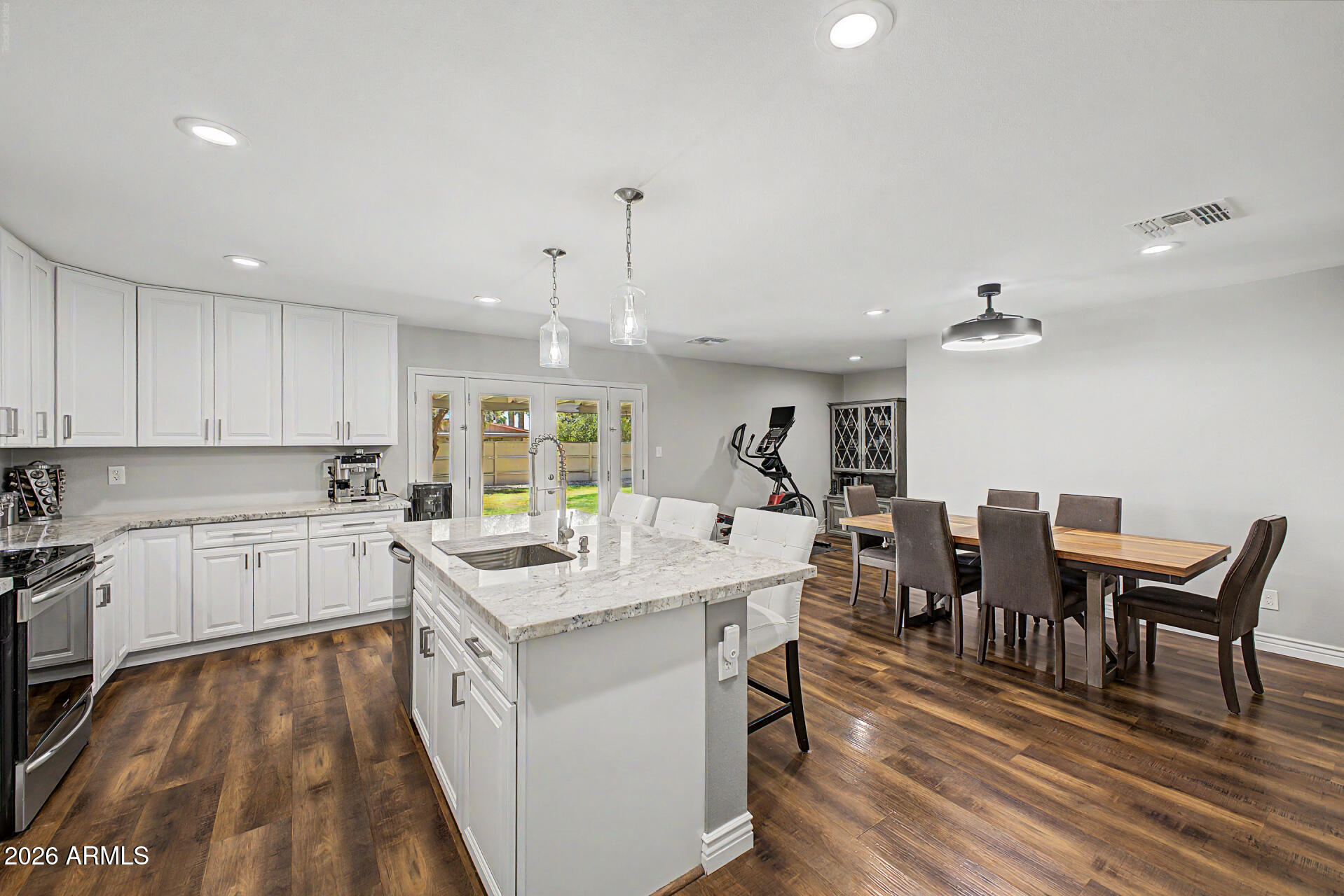 4343 W MOUNTAIN VIEW Road