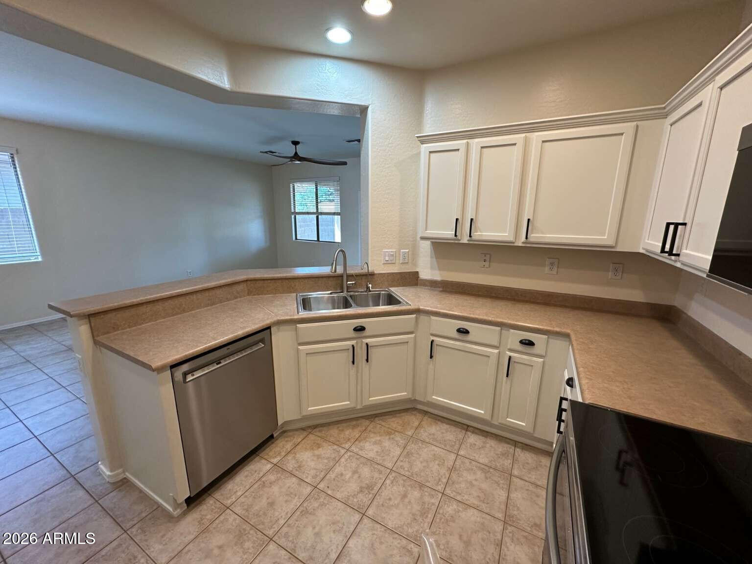 39508 N PRAIRIE Lane