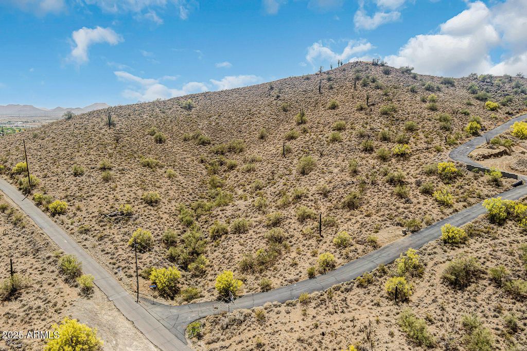 Photo of 3303 W Rambling Road #-, Desert Hills, AZ 85086 (MLS # 6937693)