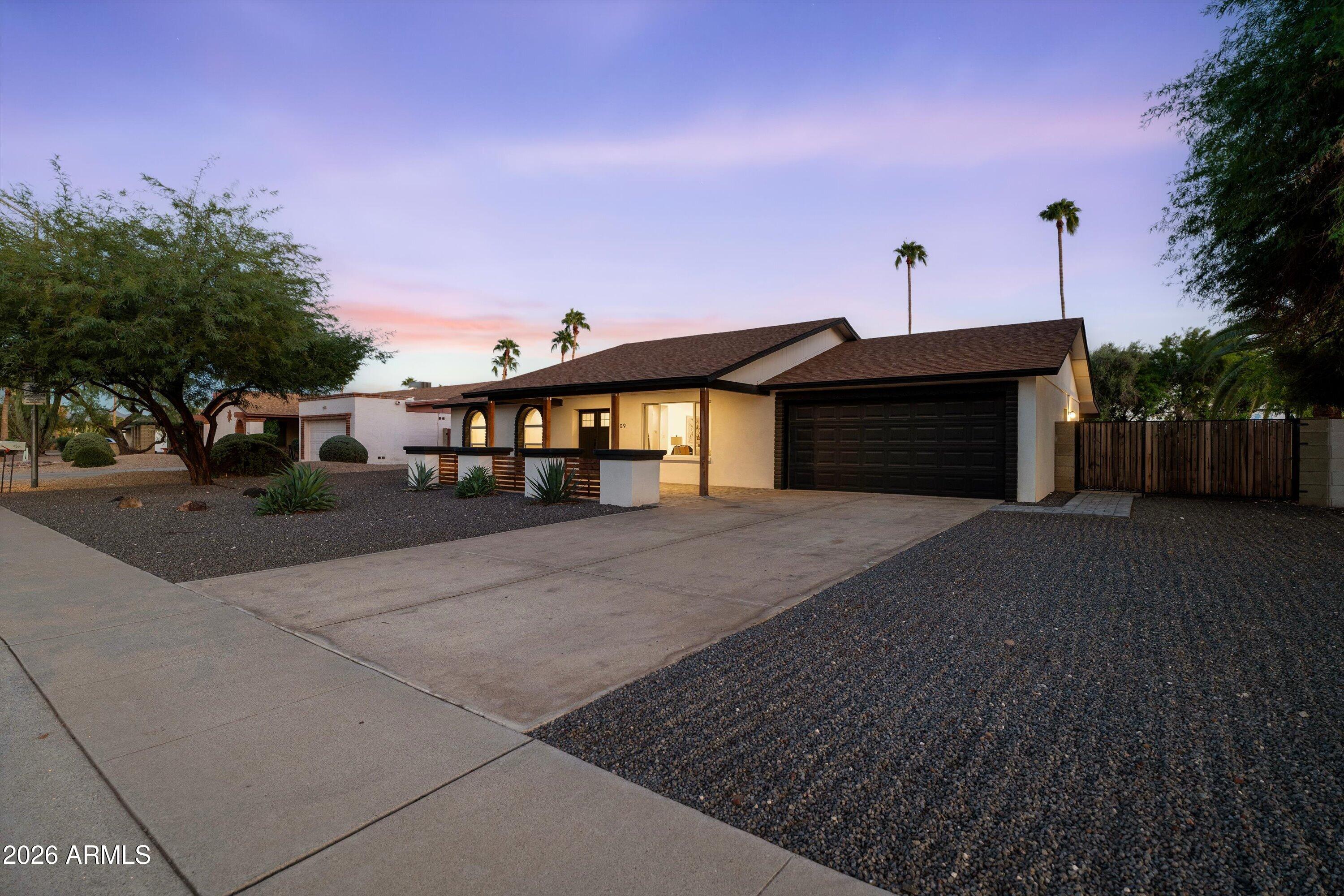 4509 E REDFIELD Road