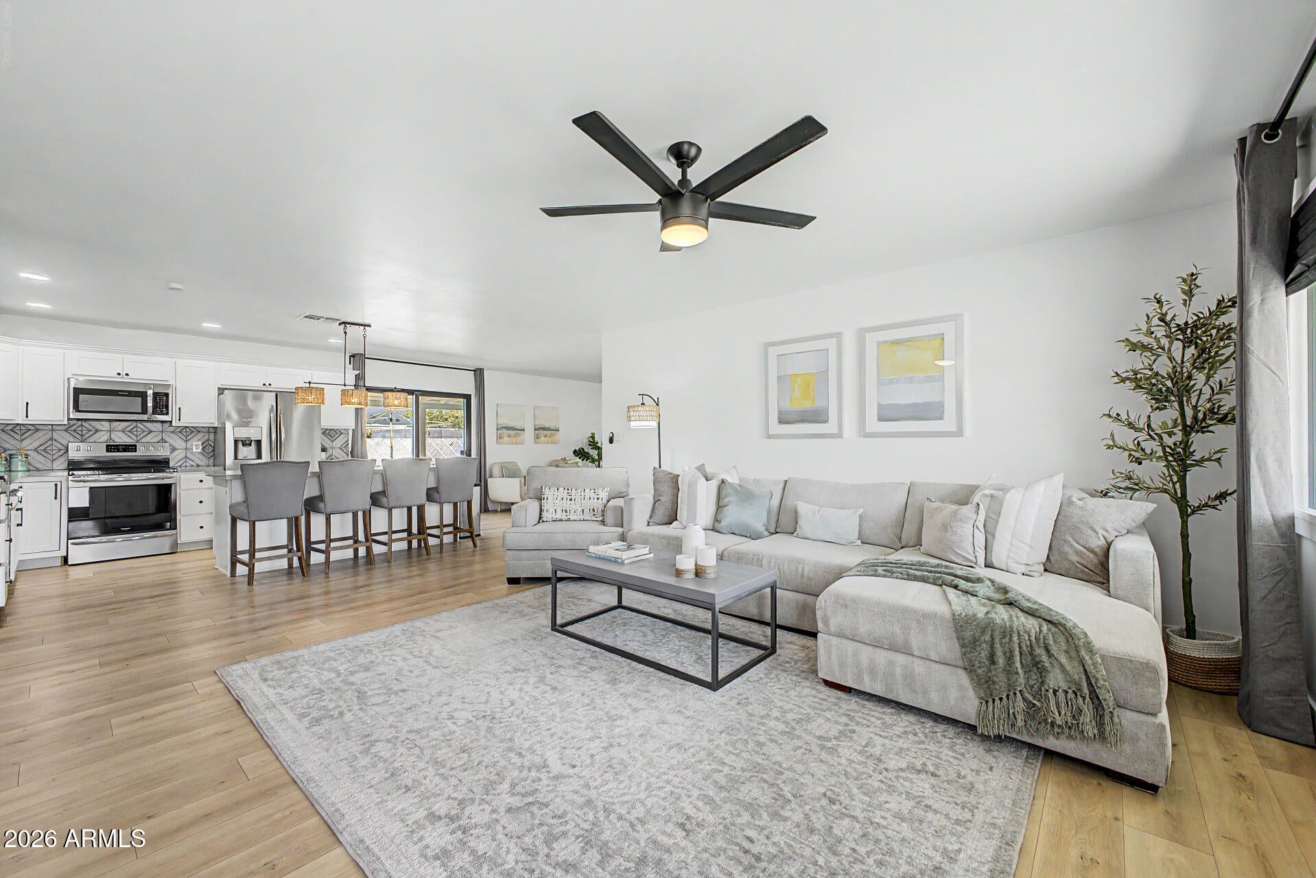1010 W 13TH Street