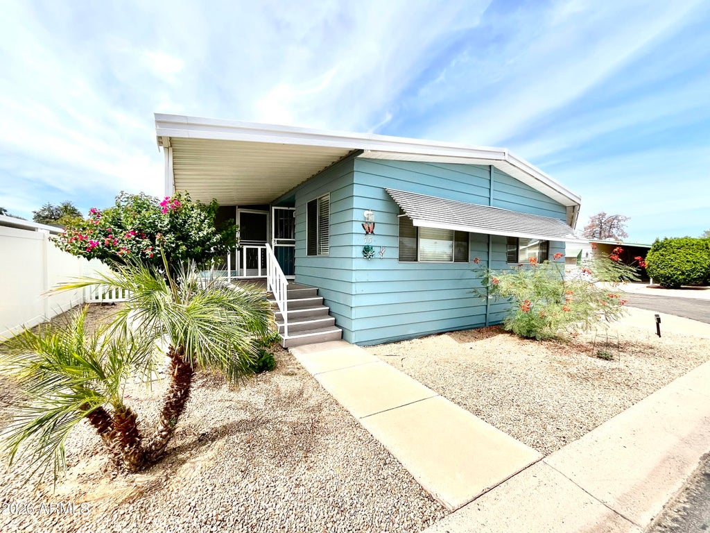 Photo of 6960 W Peoria Avenue #75, Peoria, AZ 85345 (MLS # 7083197)
