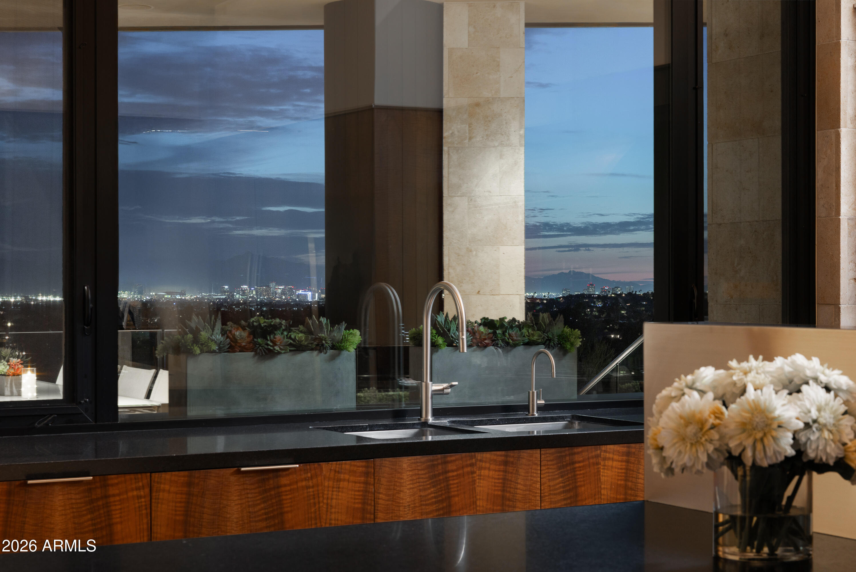 PARADISE VALLEY ESTATES - Residential